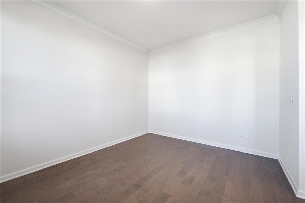 1221 Hawthorne Circle Property Photo 16