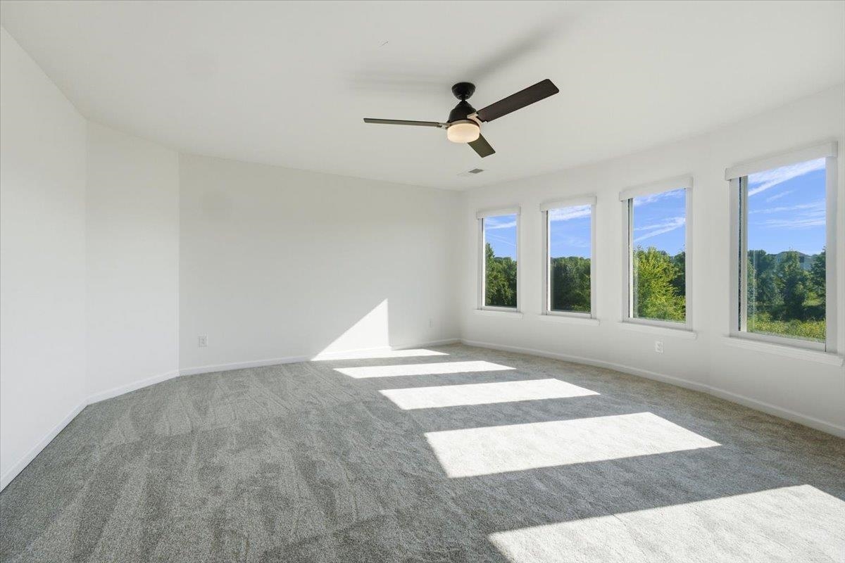 1221 Hawthorne Circle Property Photo 22