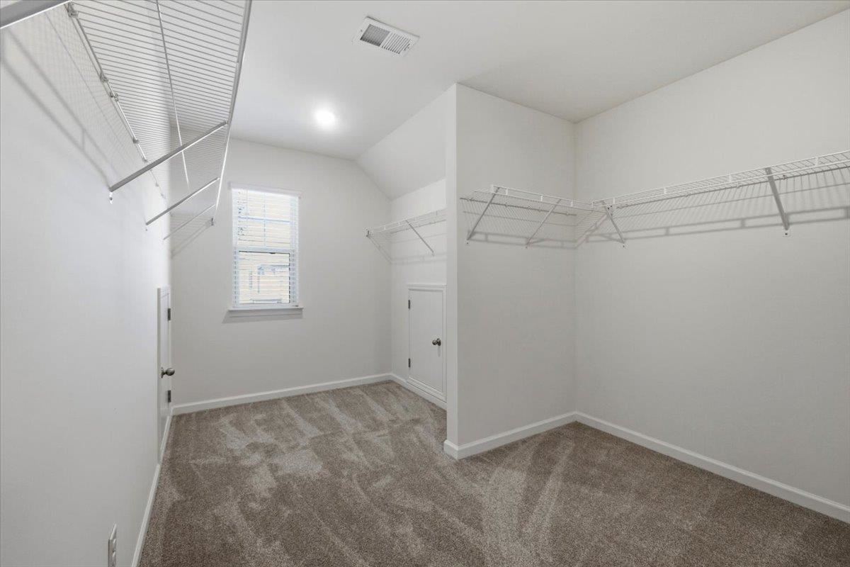 1221 Hawthorne Circle Property Photo 27