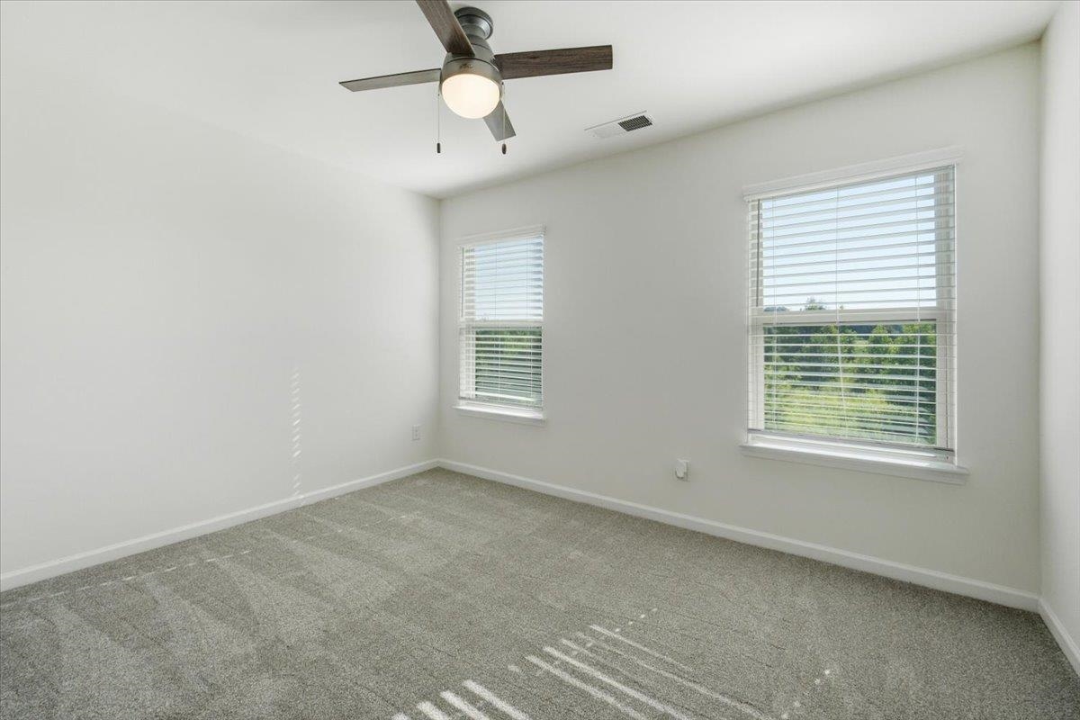 1221 Hawthorne Circle Property Photo 29