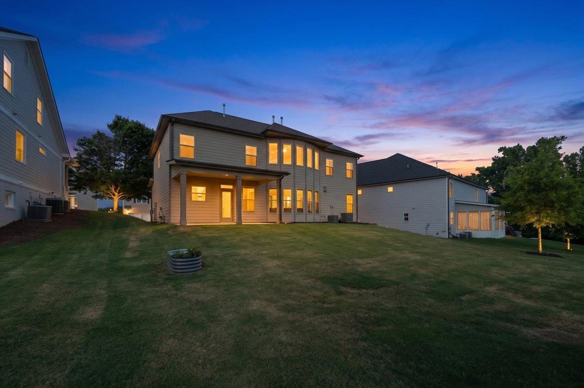 1221 Hawthorne Circle Property Photo 42