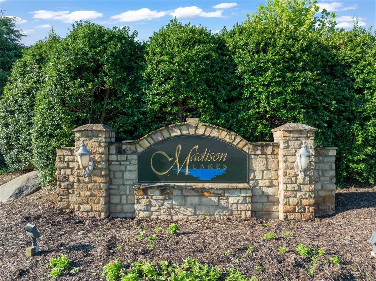 1221 Hawthorne Circle Property Photo 45