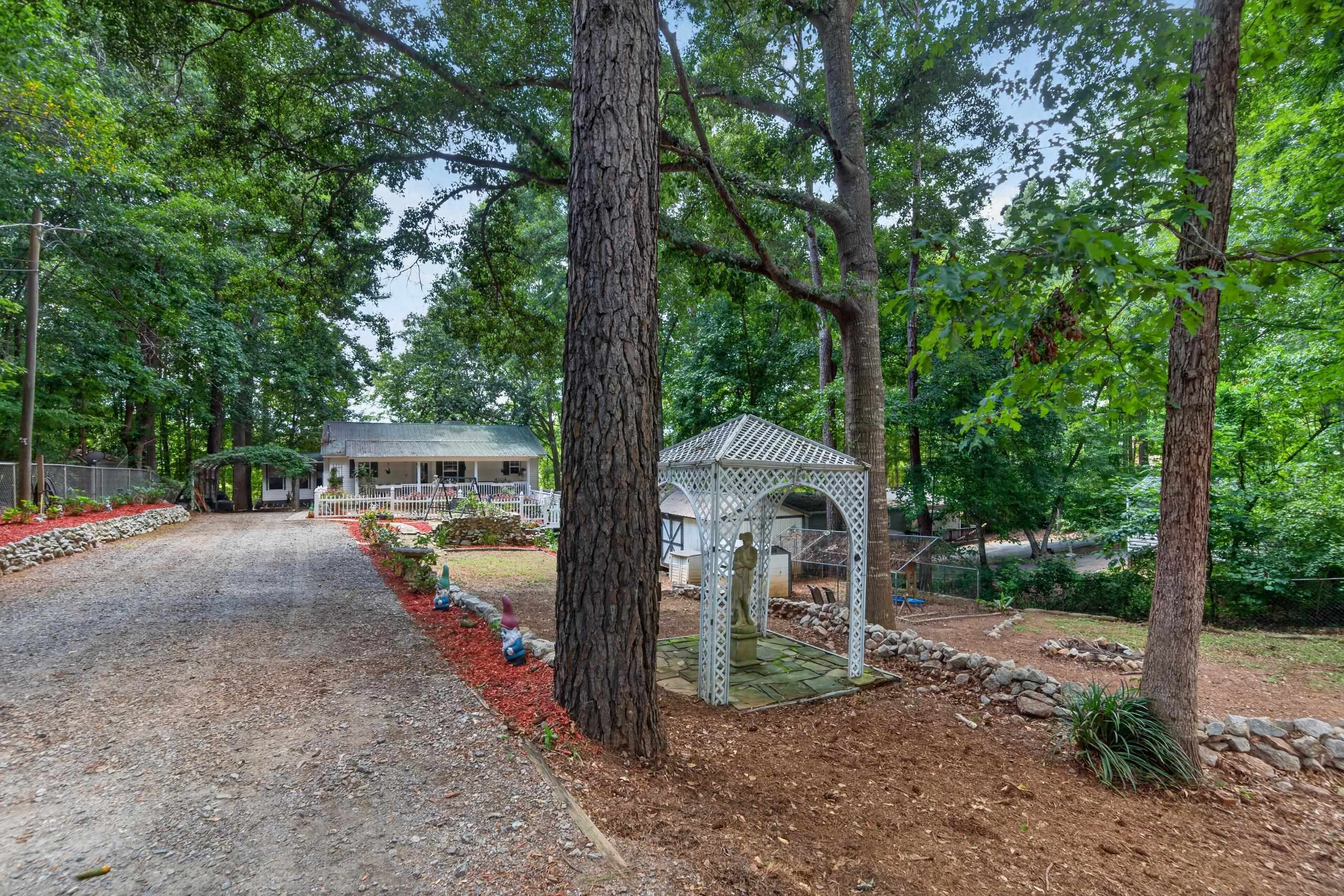 120 Sunset Drive Property Photo 6