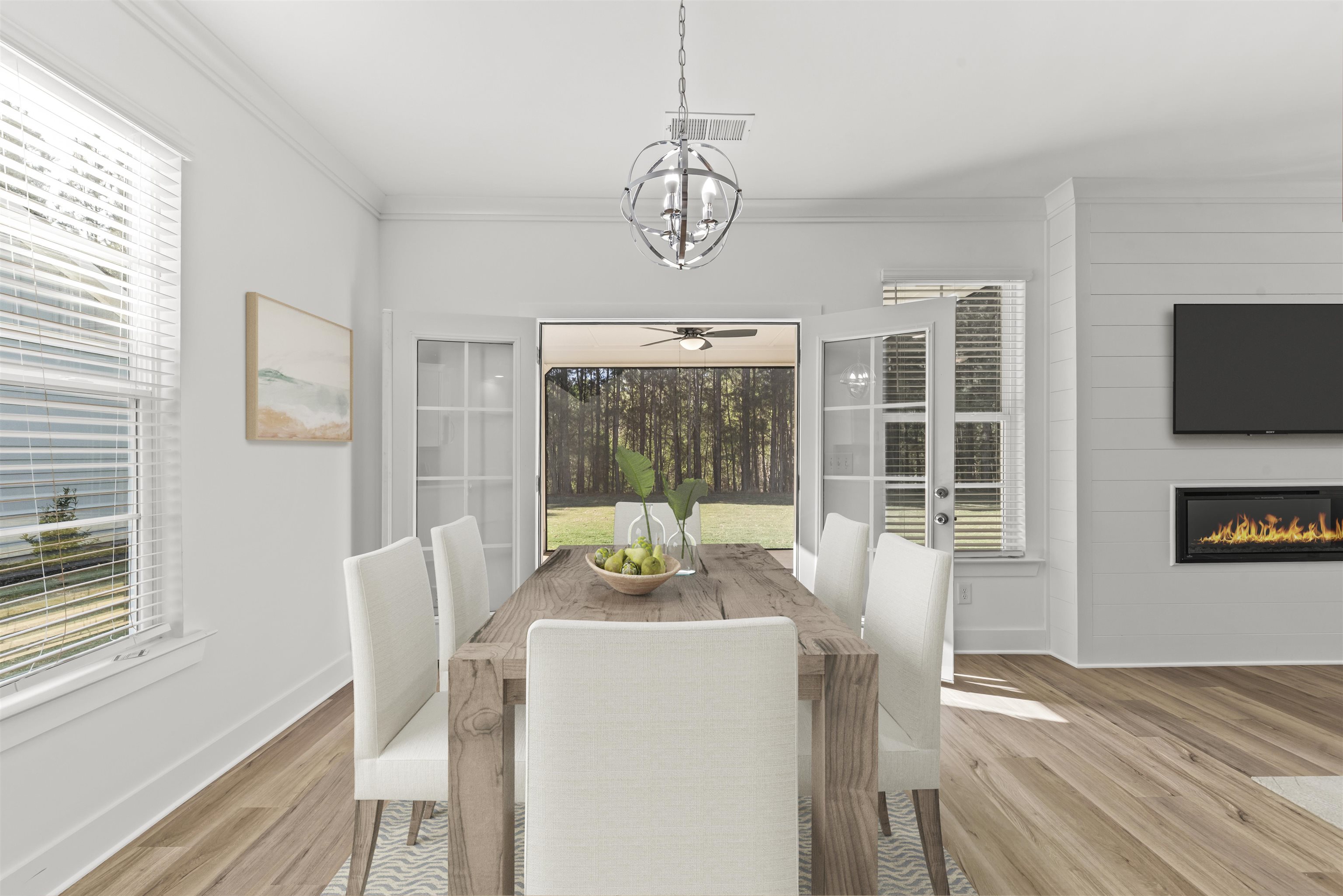 1121 Silverton Drive Property Photo 4