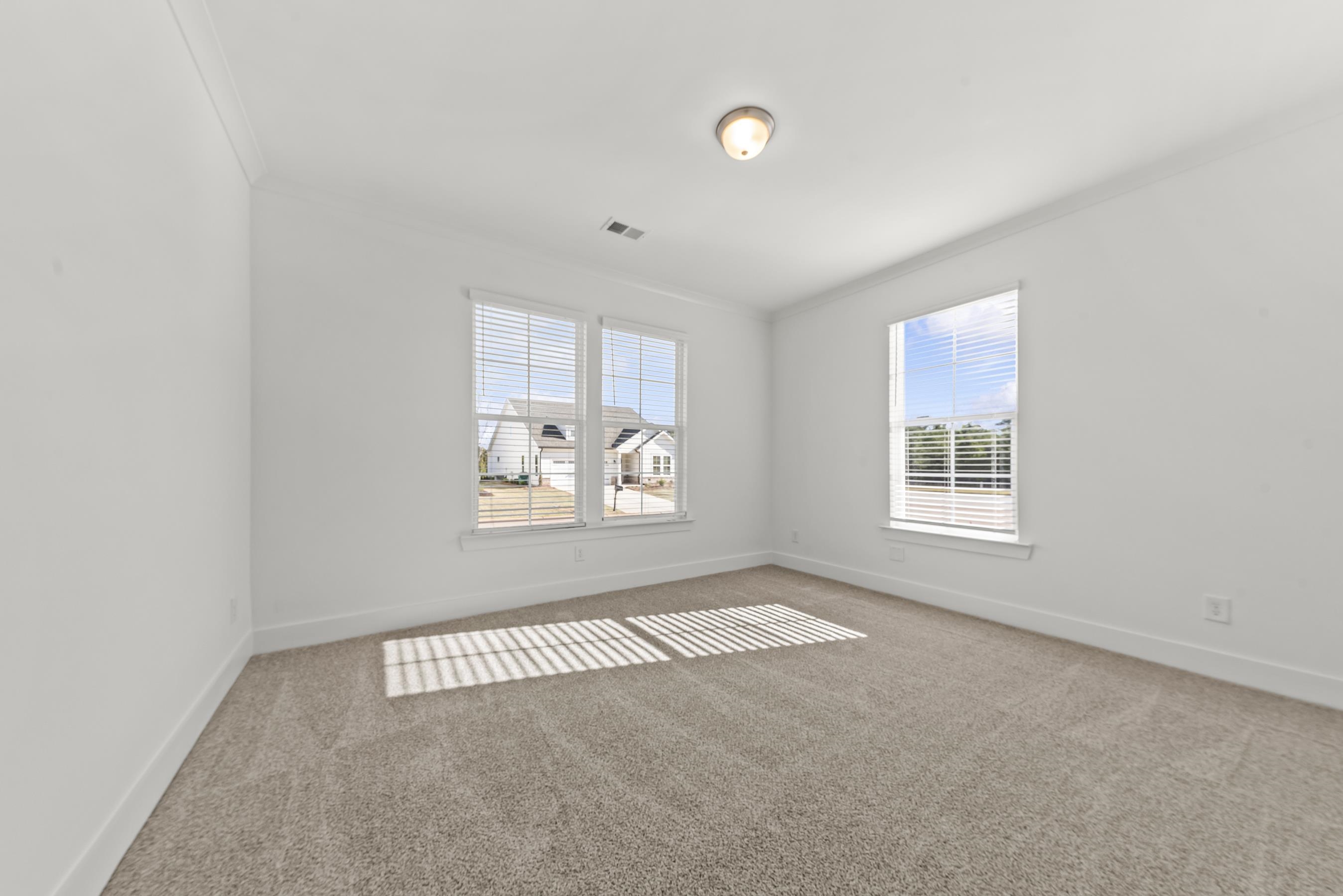 1121 Silverton Drive Property Photo 12