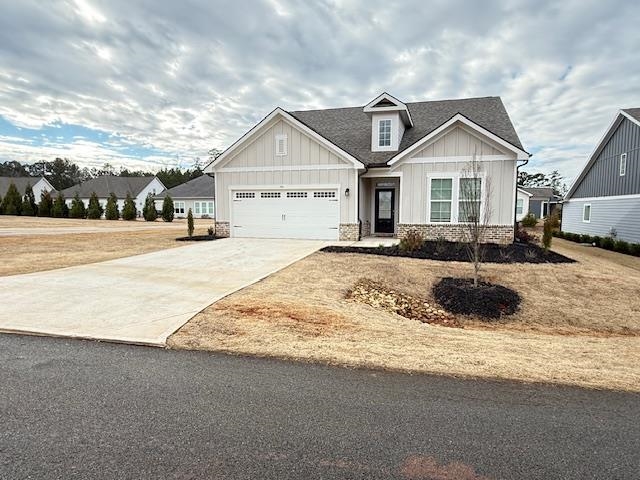 1501 LAKE DRIVE Property Photo 1