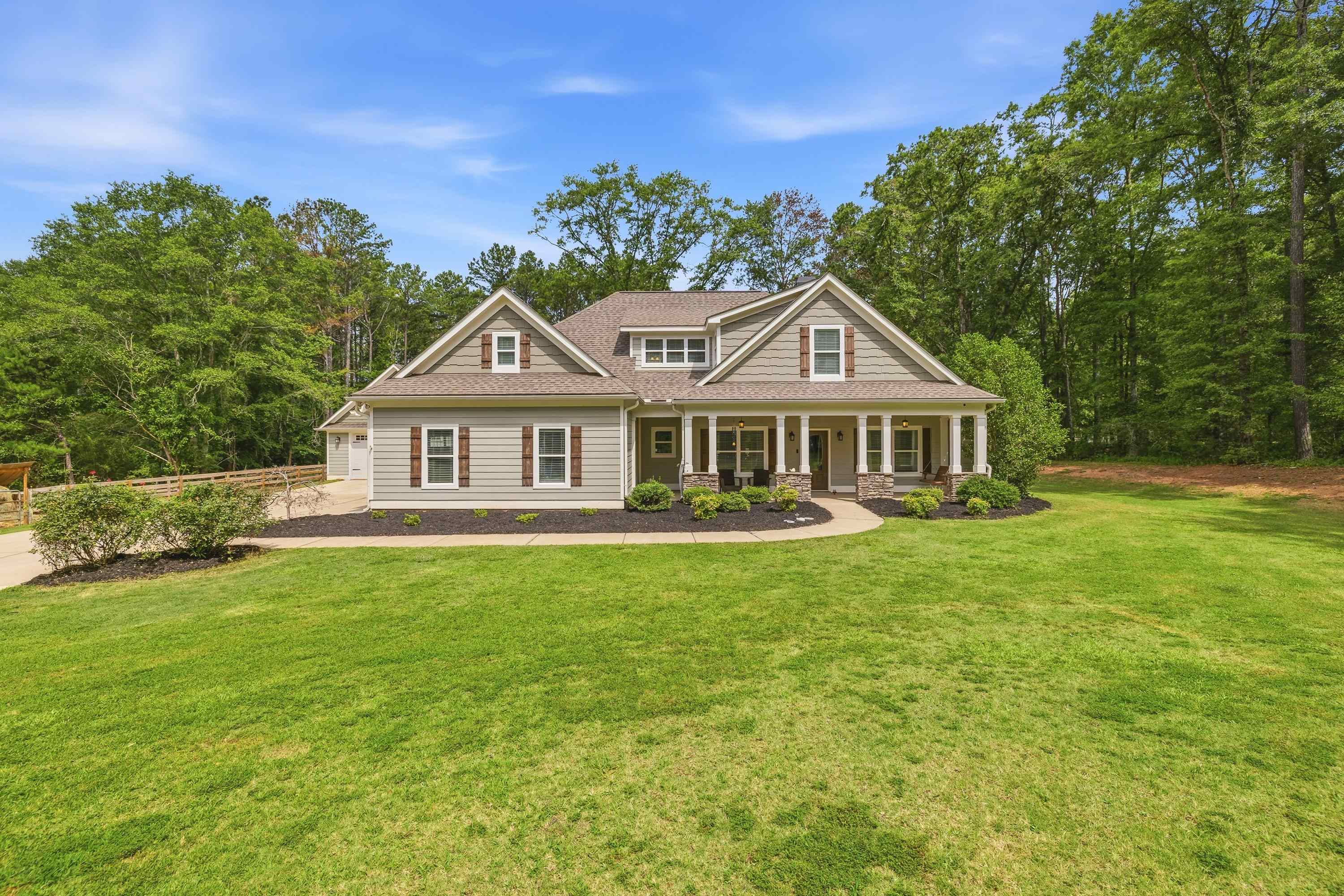 2471 Newborn Road Property Photo 1