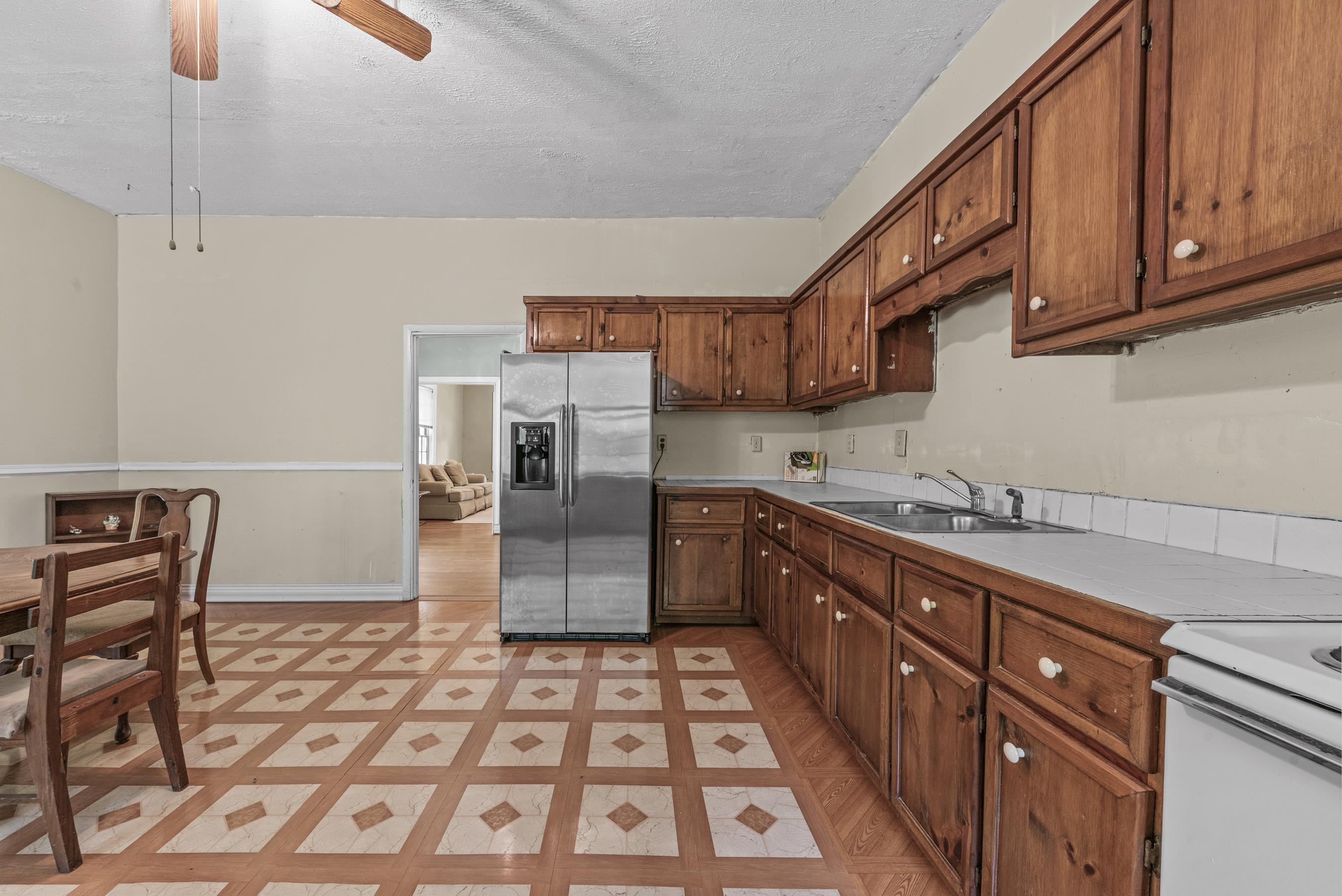 4000 Bostwick Highway Property Photo 15