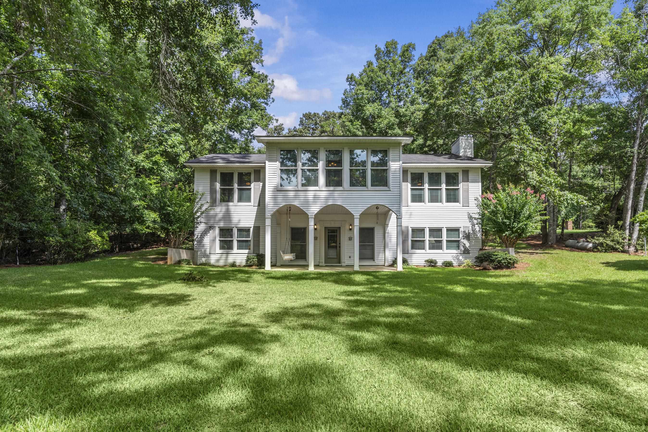 197 Southshore Road Property Photo 2