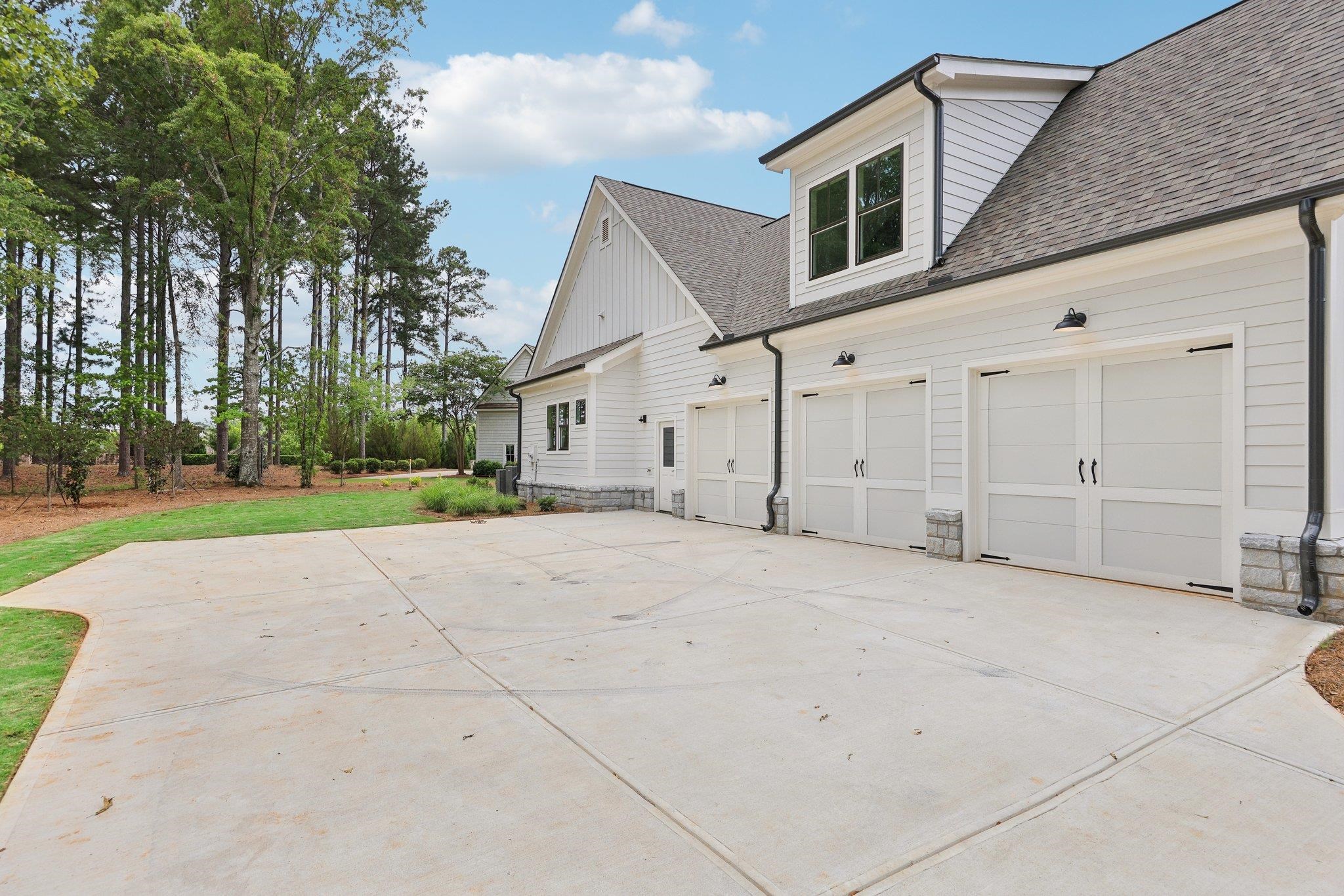 209 Eagles Way Property Photo 6