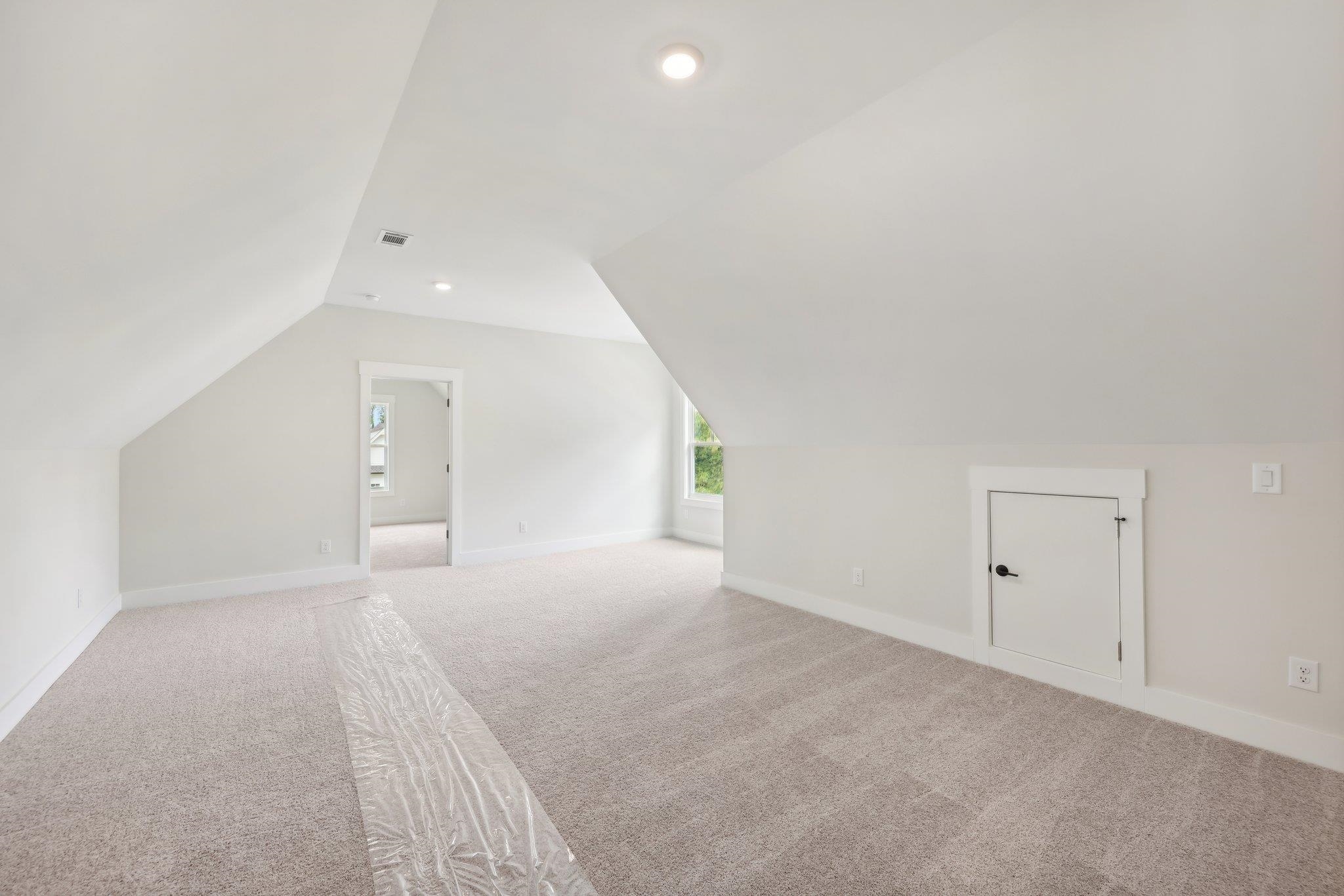 209 Eagles Way Property Photo 45