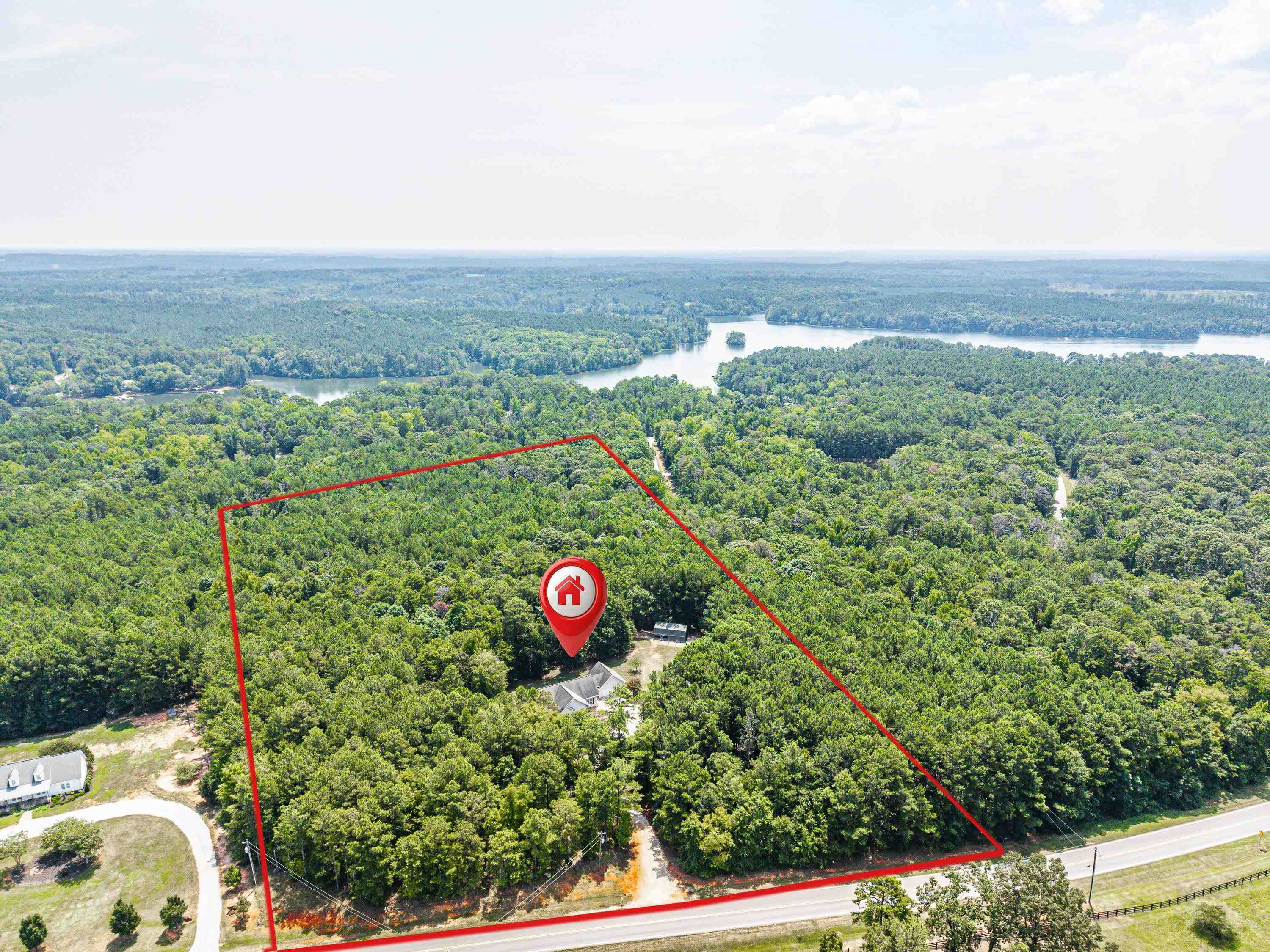 1380 Howard Lewis Road Property Photo 5