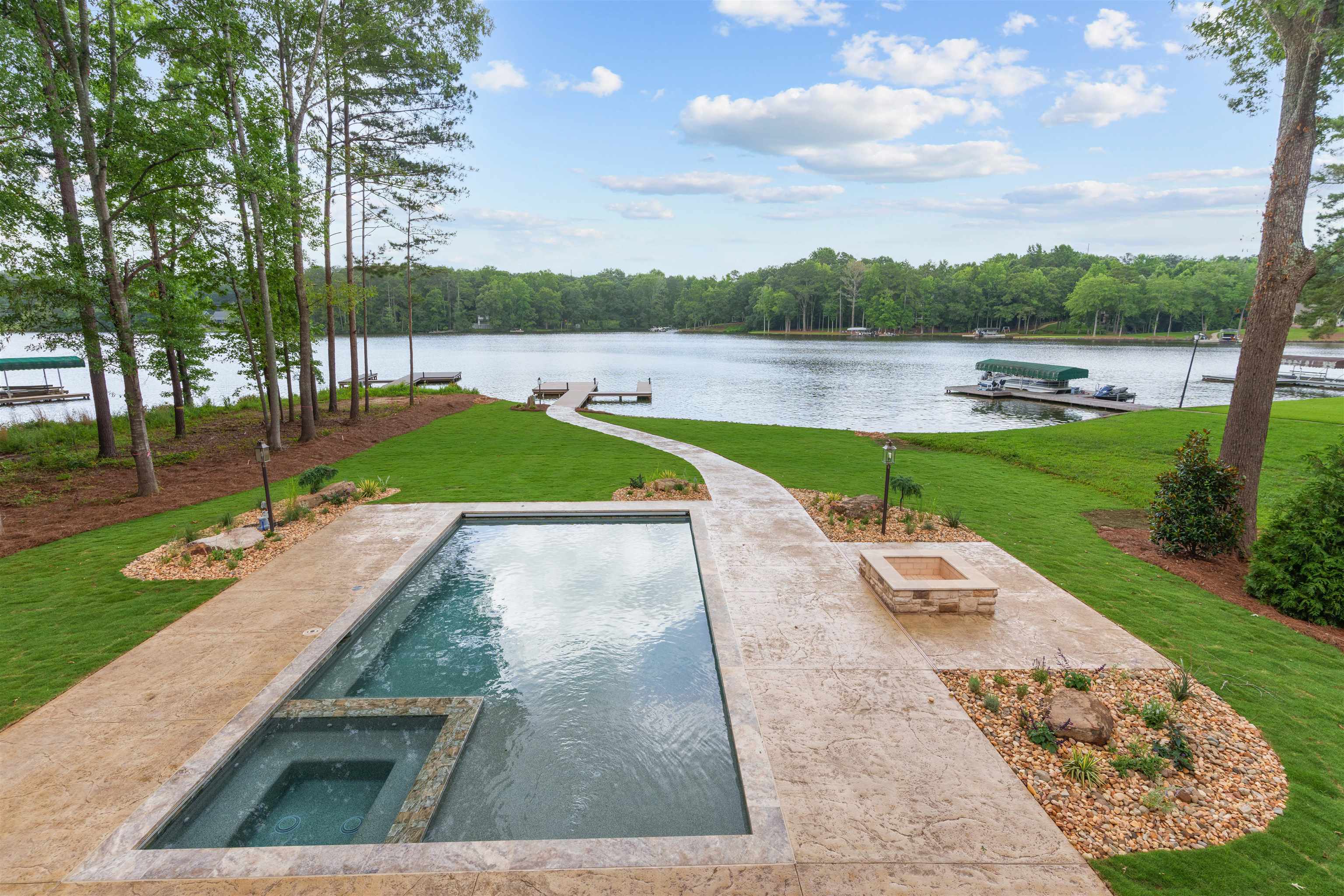 264 Loch Way Property Photo 6