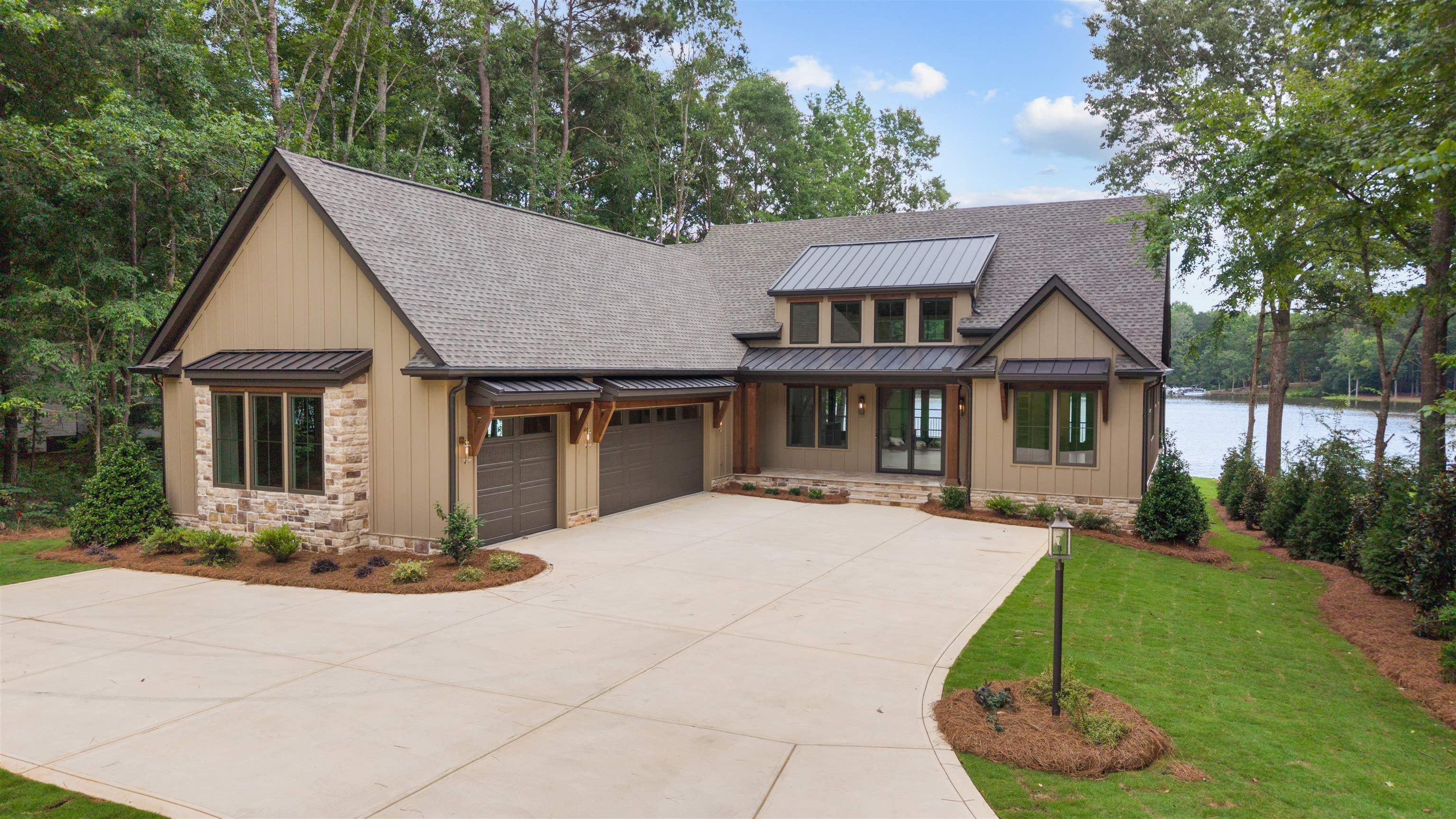264 Loch Way Property Photo 10