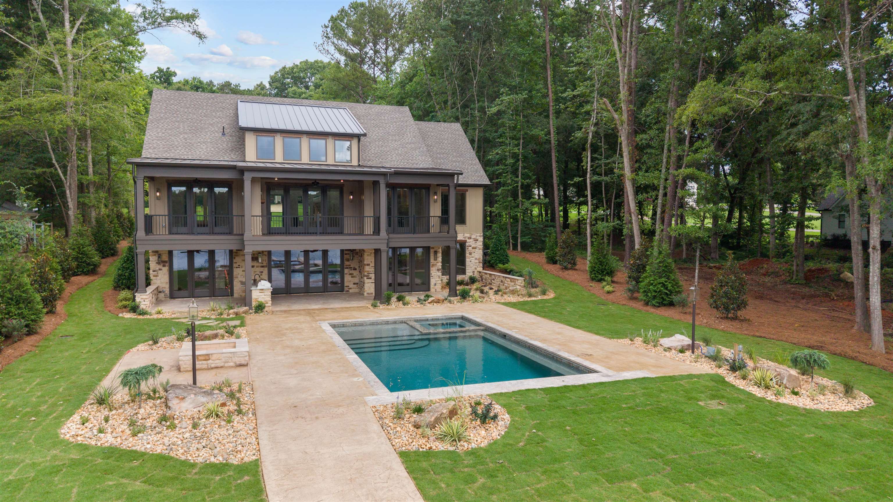 264 Loch Way Property Photo 16