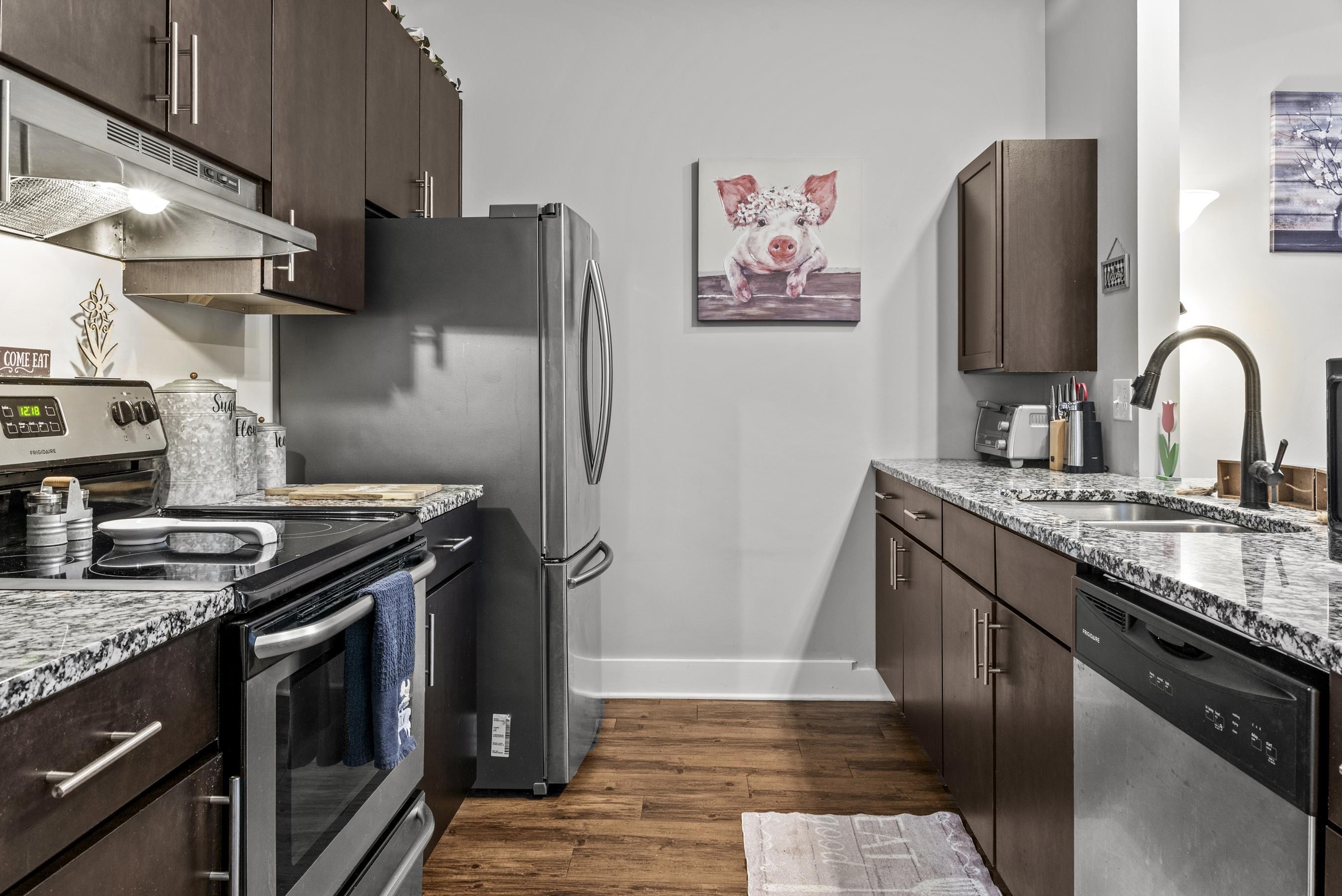 370 Park Street Property Photo 13