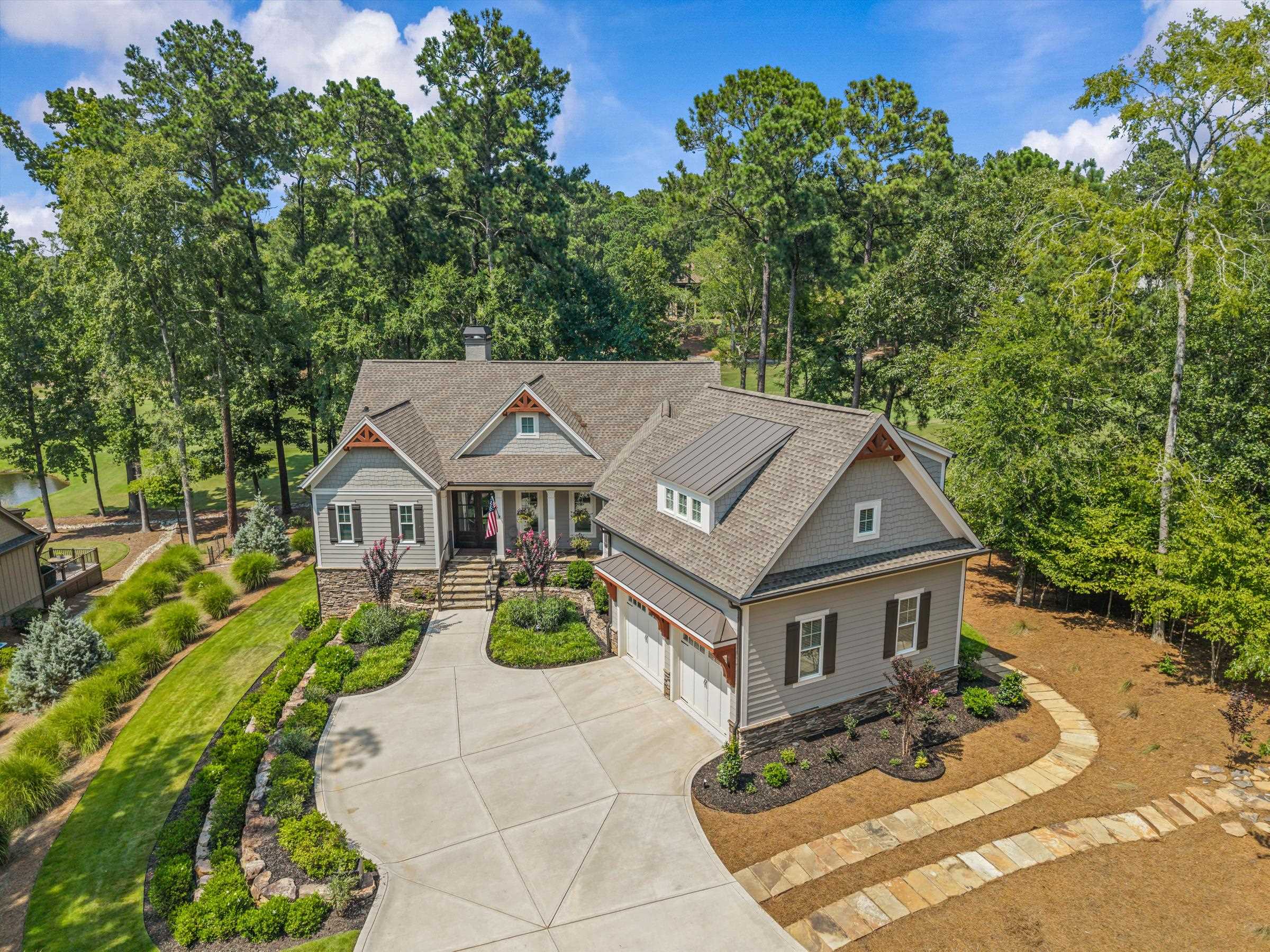 1501 Garners Ferry Property Photo 1
