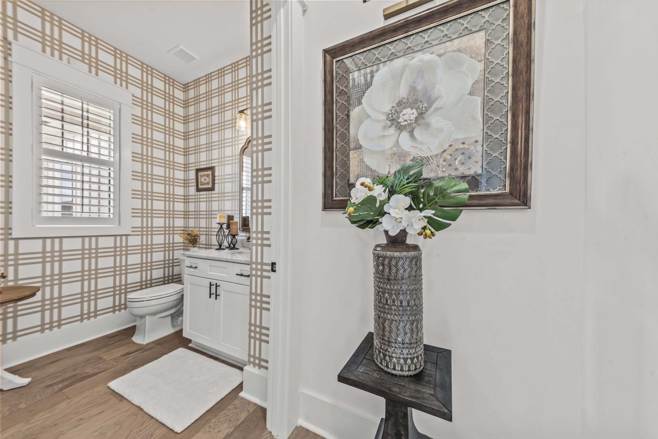 1901 Askew Road Property Photo 9