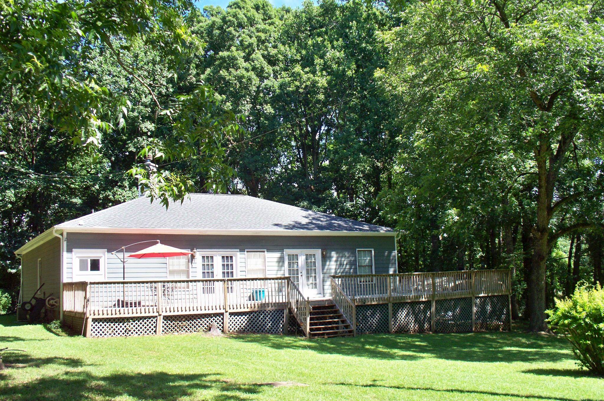 146 Rock Eagle Road Property Photo 1