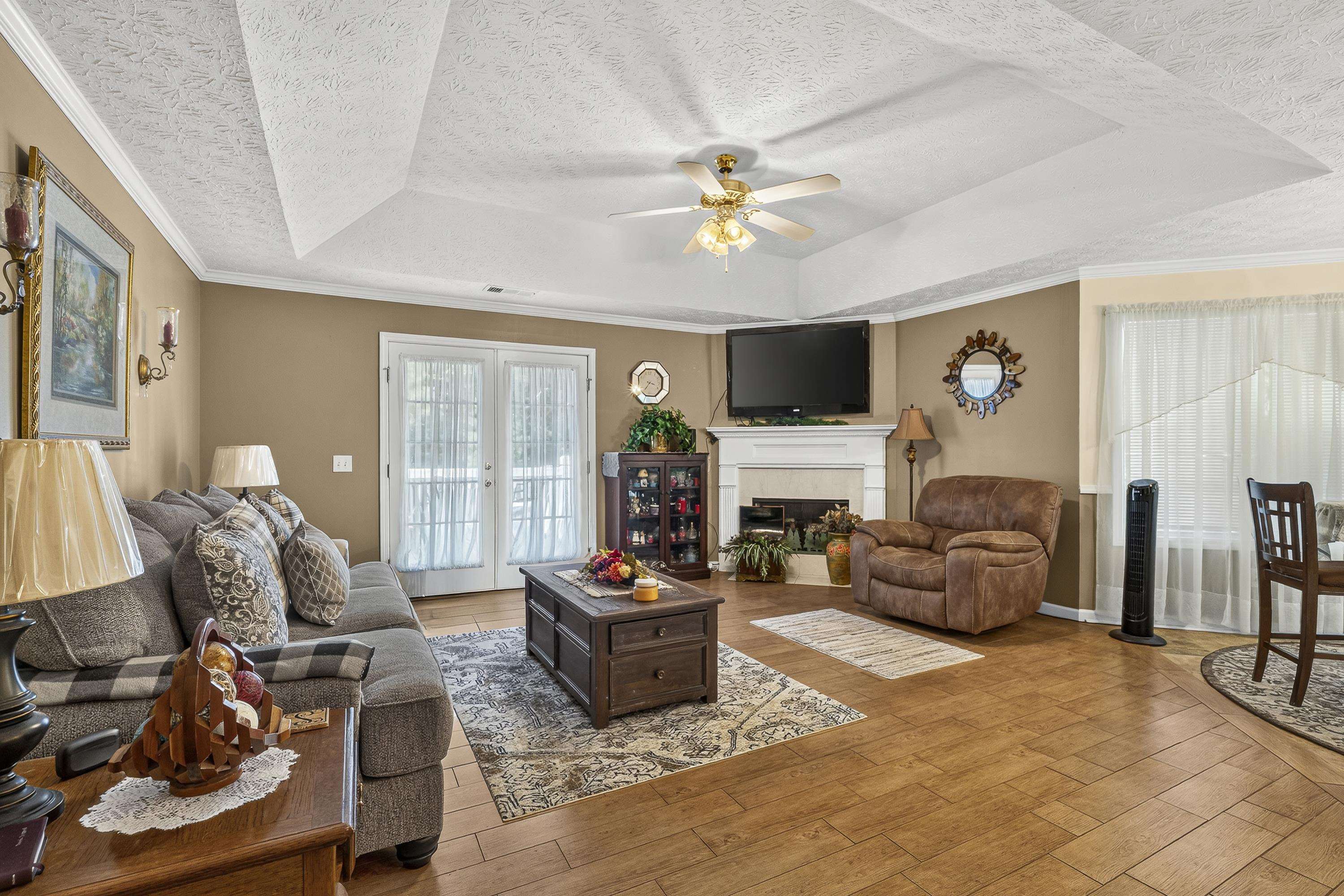 199 Harbor Drive Property Photo 8