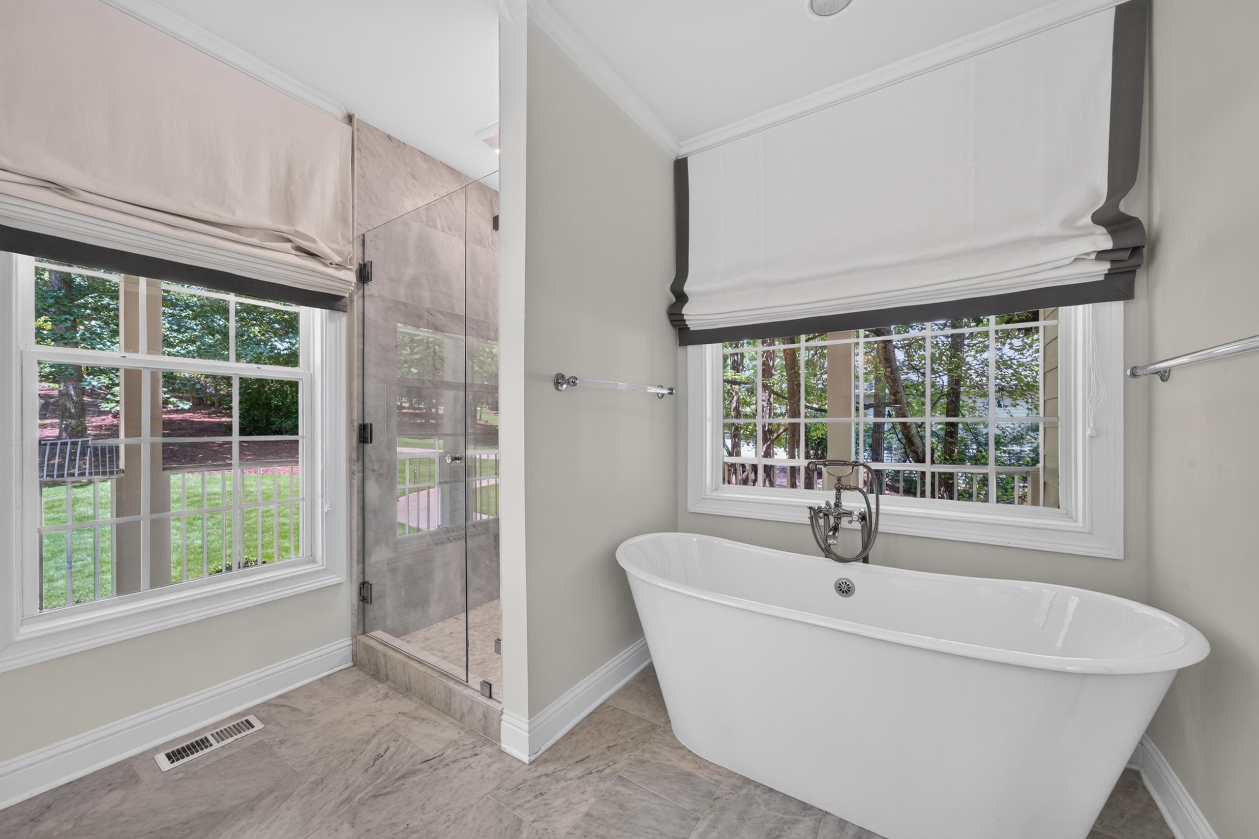 1001 Kingsford Way Property Photo 29