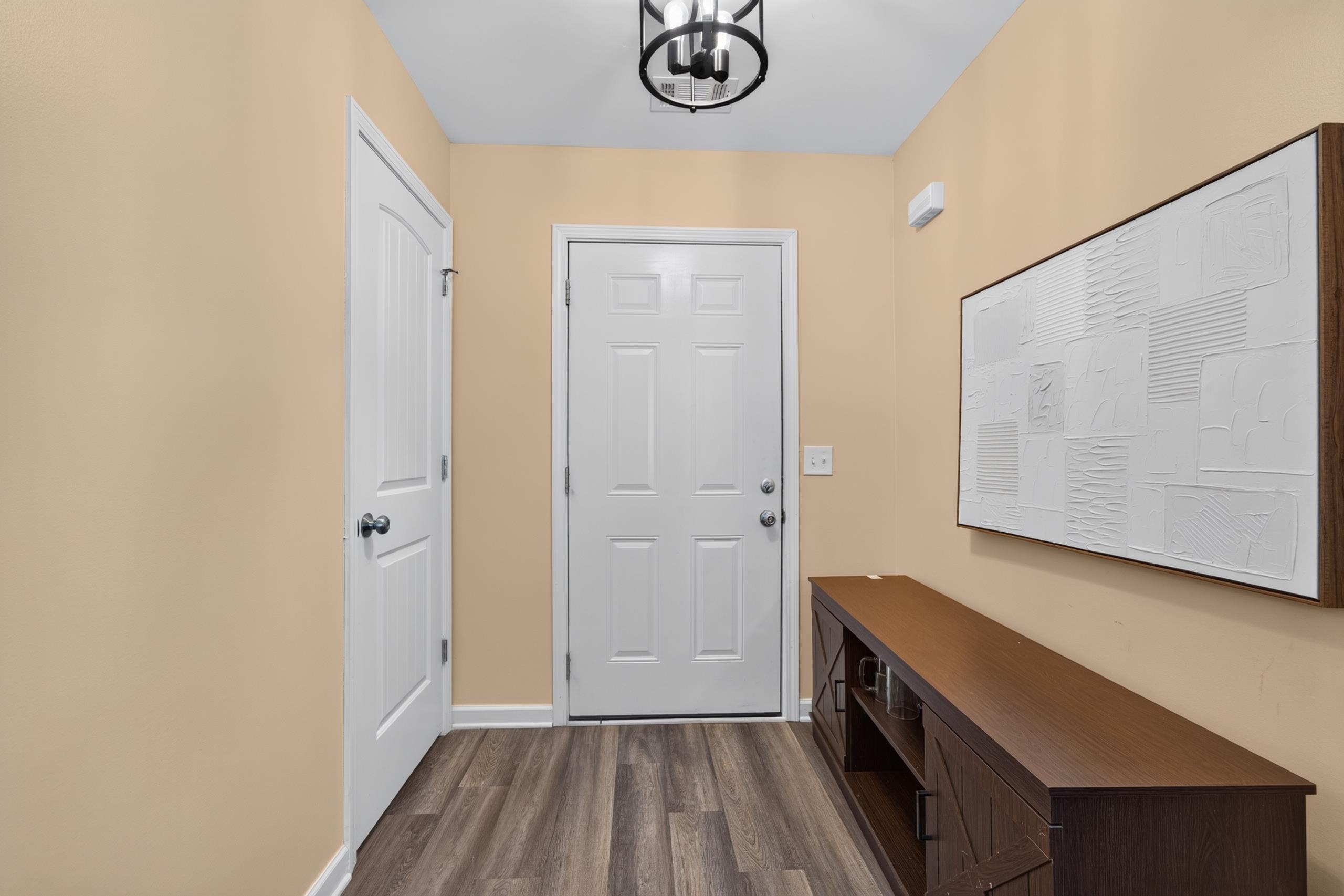 134 Misty Grove Property Photo 6
