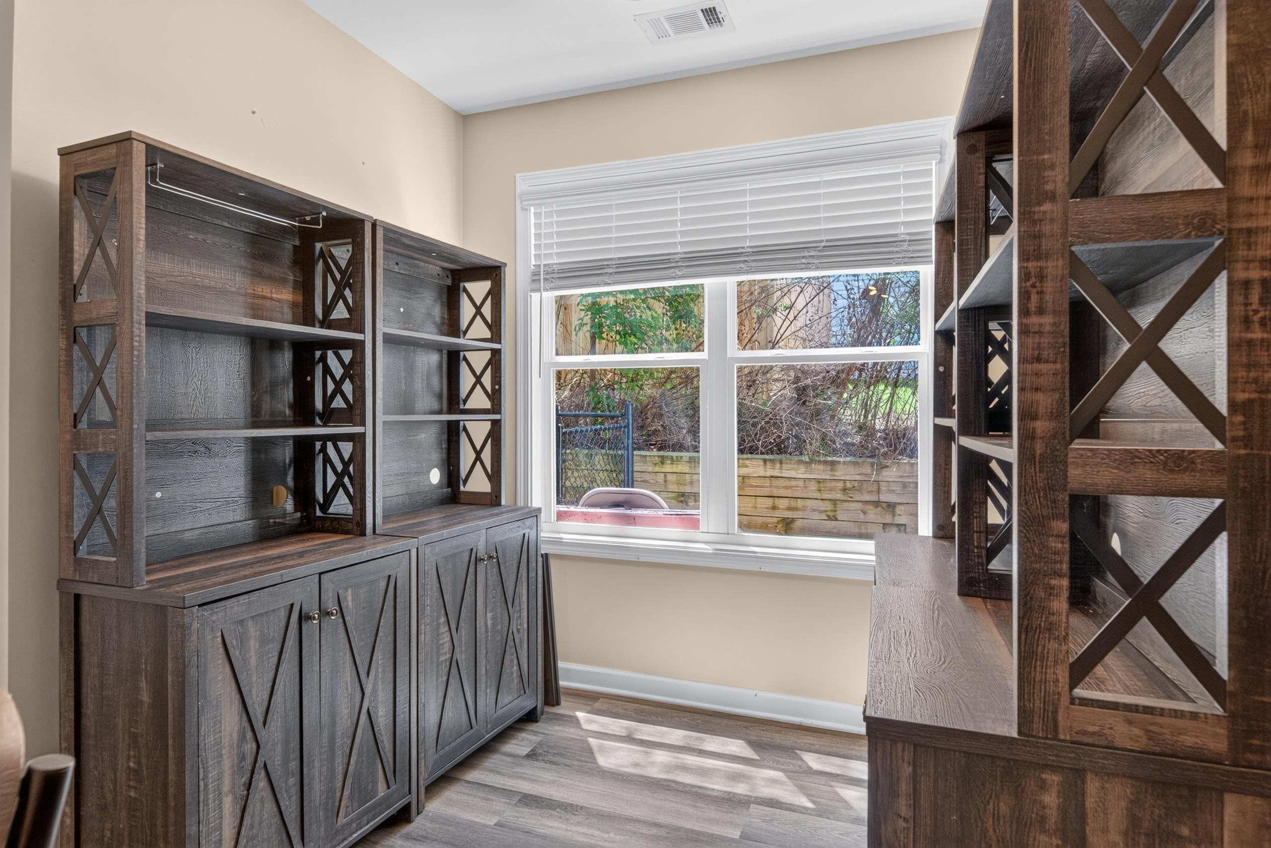 134 Misty Grove Property Photo 17