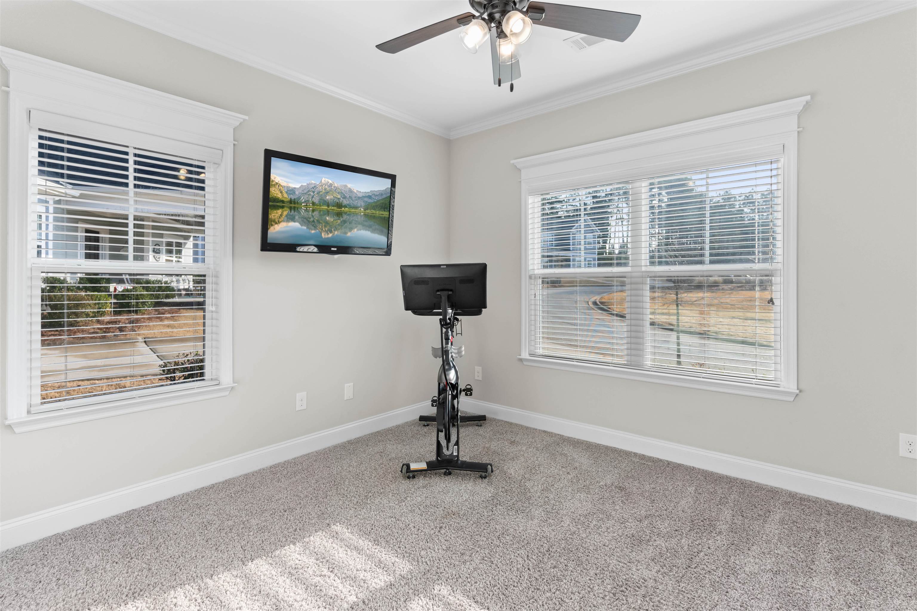 1231 Carriage Ridge Drive Property Photo 8