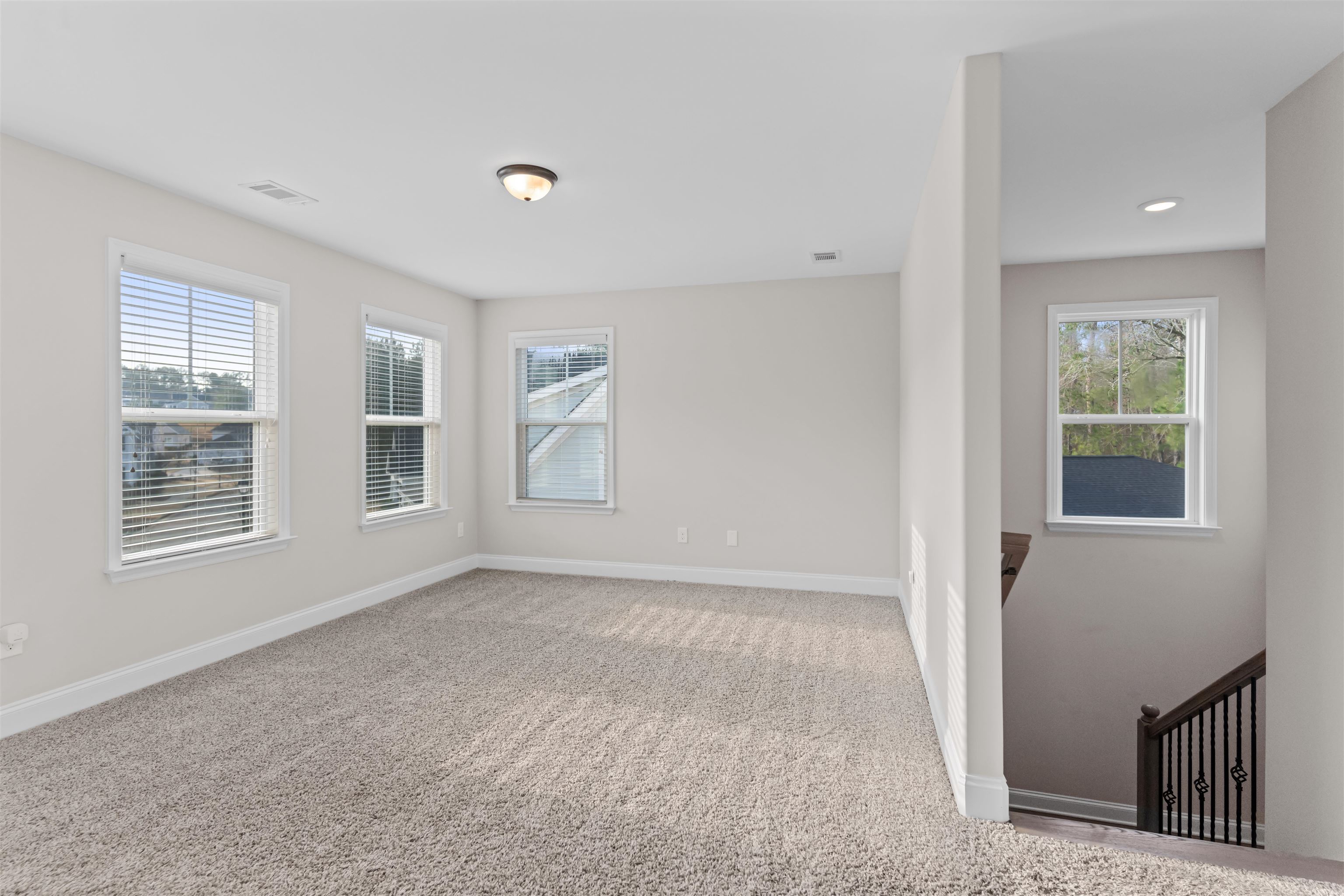 1231 Carriage Ridge Drive Property Photo 16