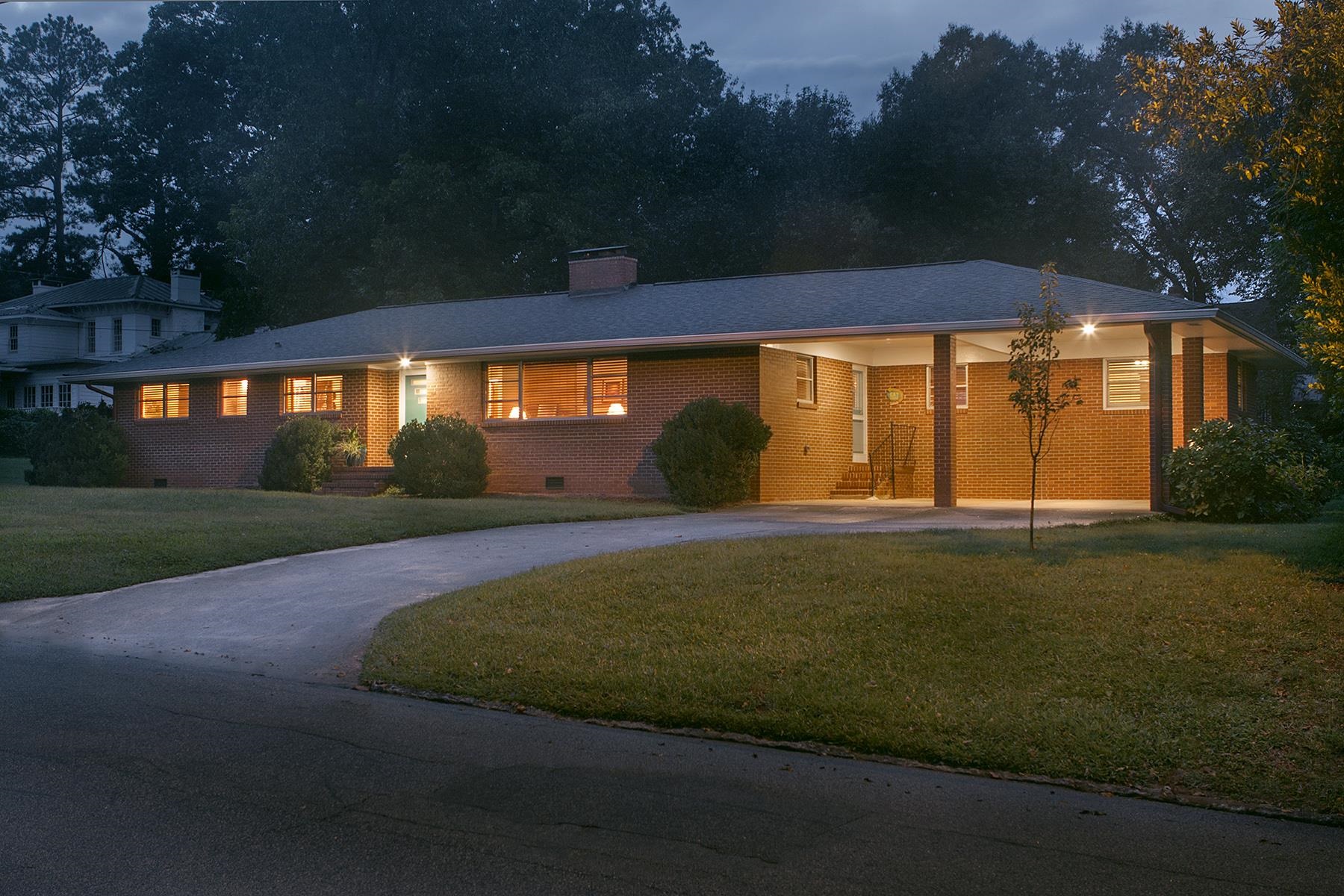 437 Pine Street Property Photo 4