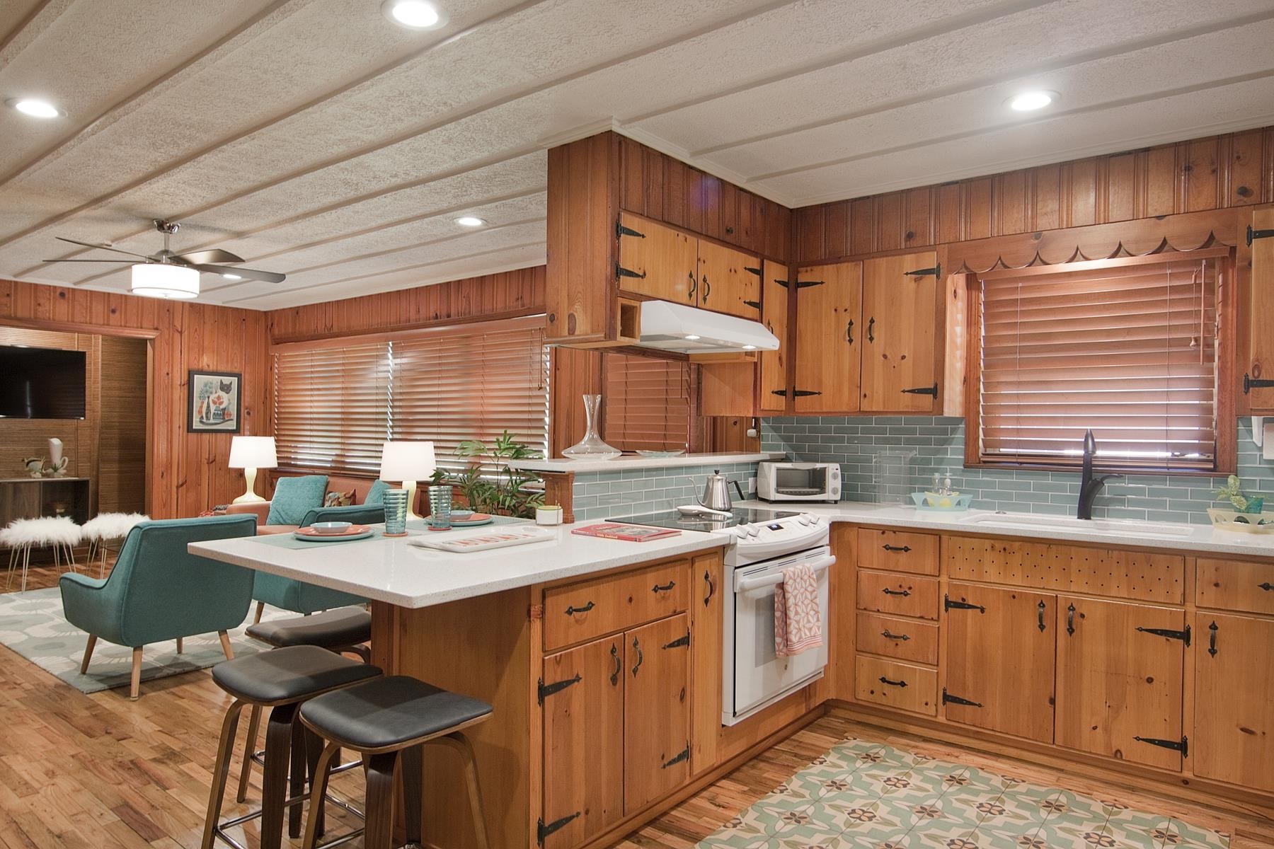 437 Pine Street Property Photo 11