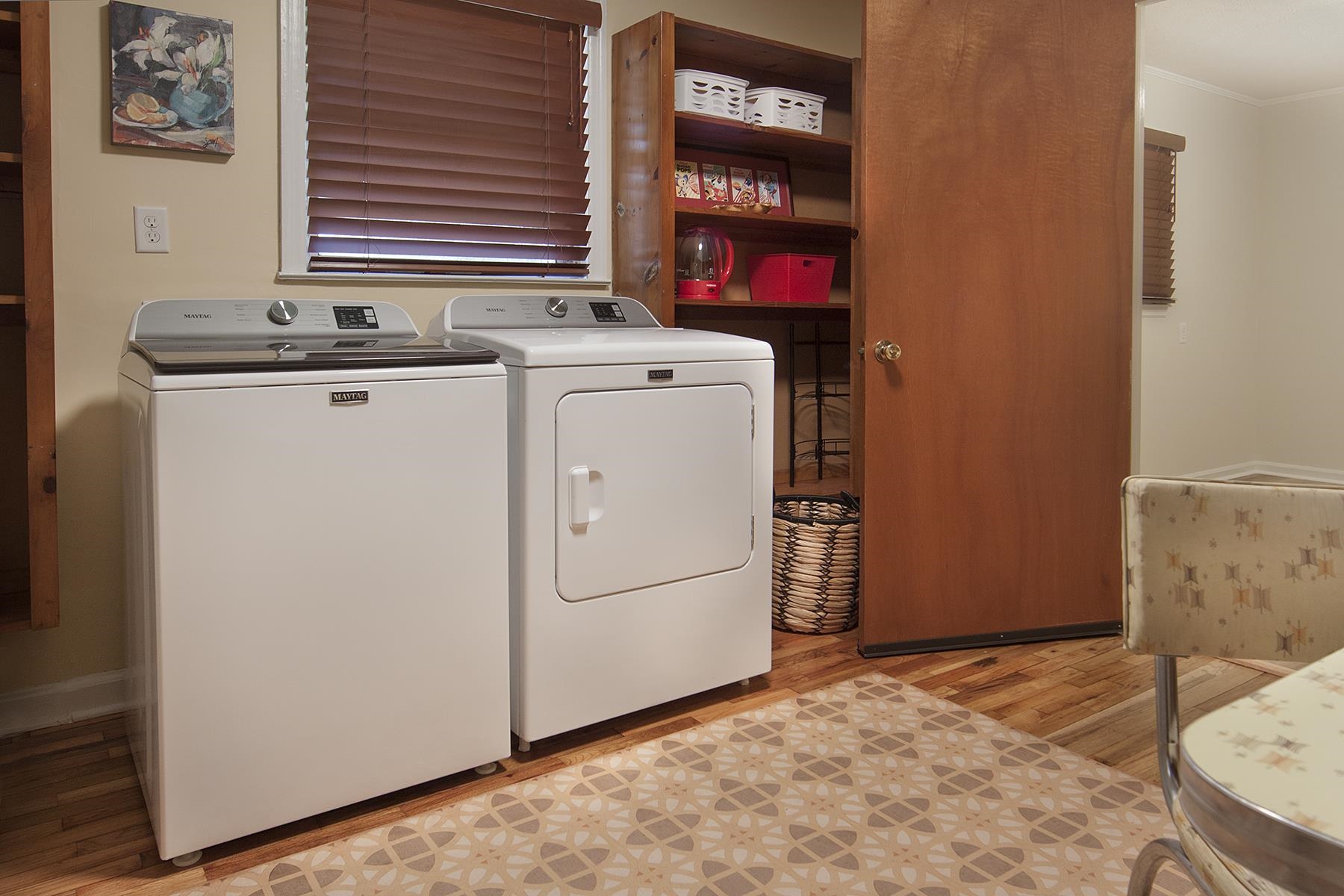 437 Pine Street Property Photo 25
