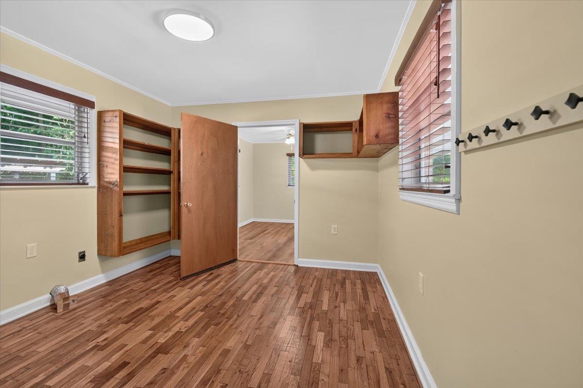 437 Pine Street Property Photo 36