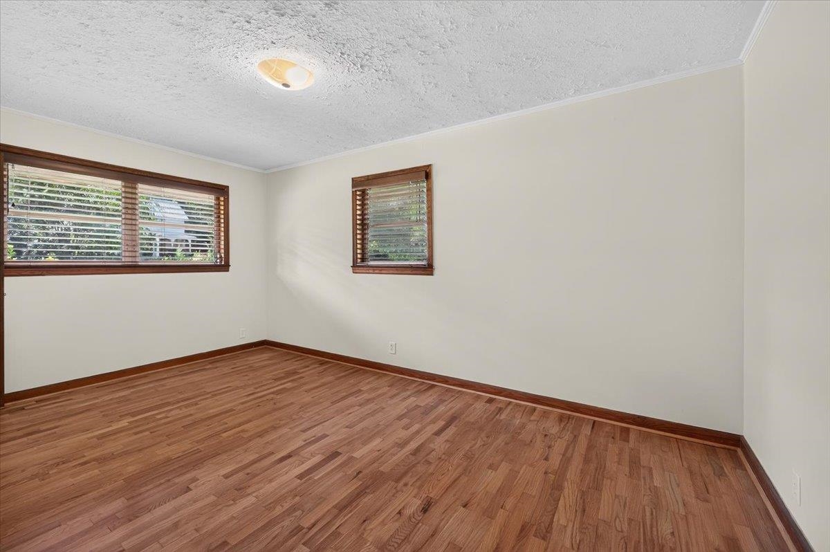 437 Pine Street Property Photo 45