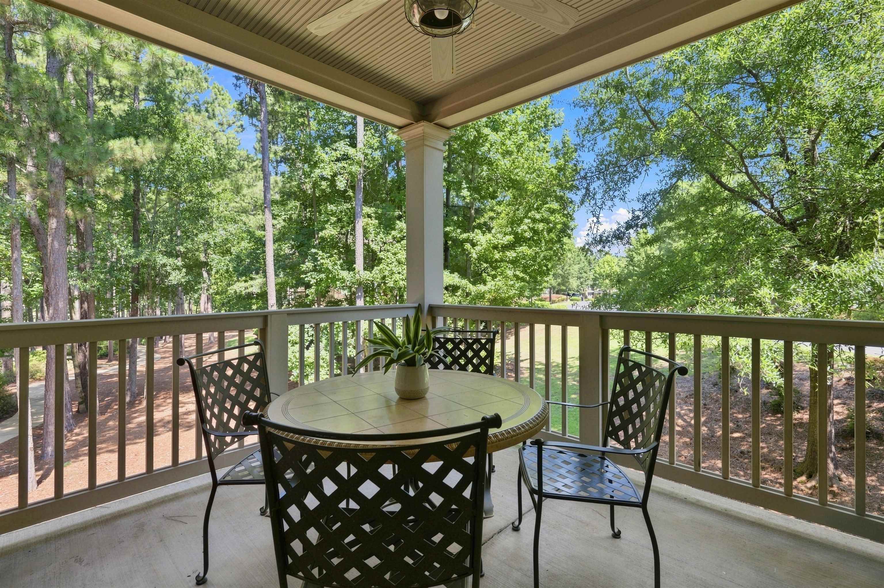1010d Portage Trail Property Photo 12