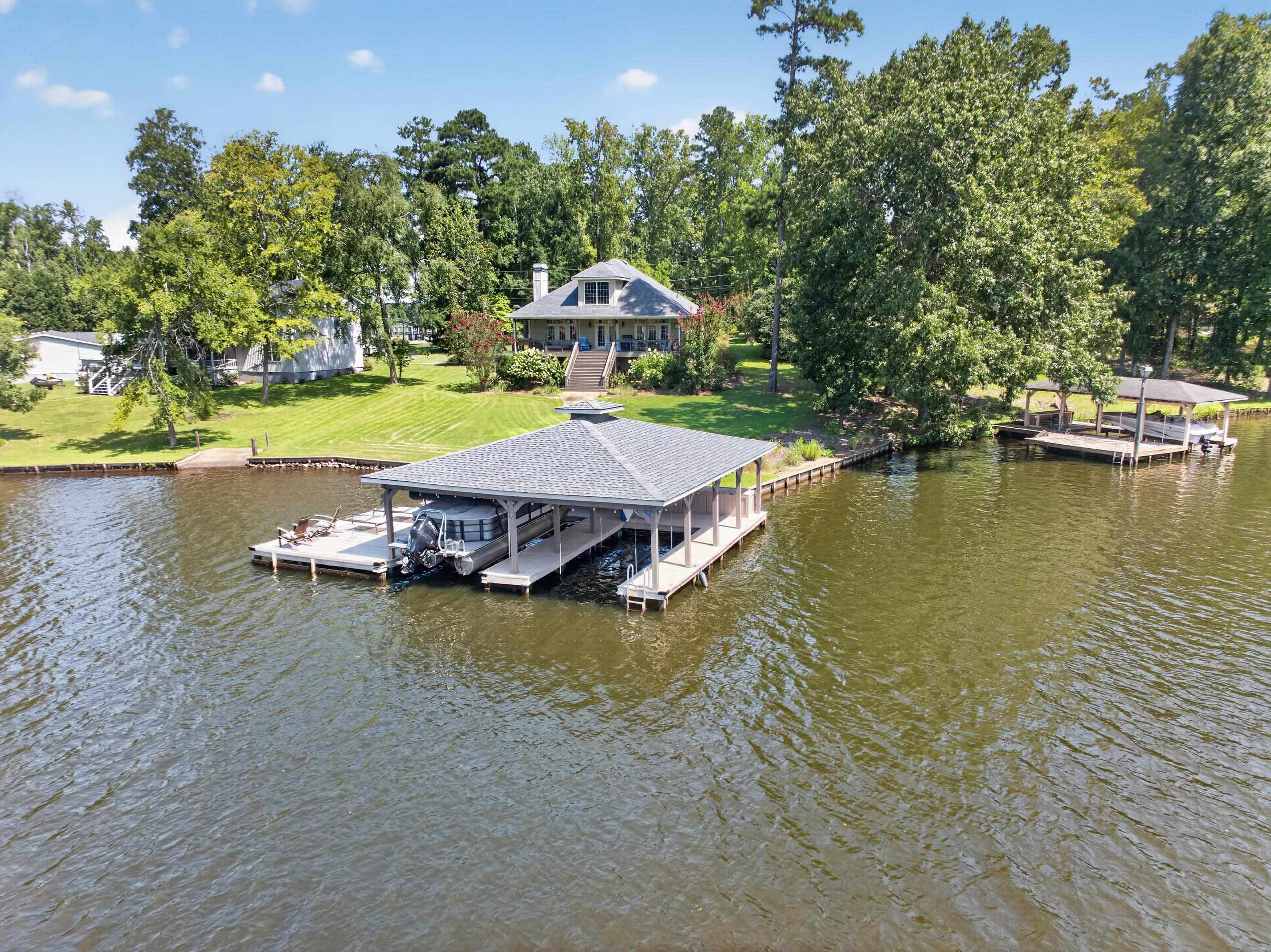 2189 Oconee Drive Property Photo 2