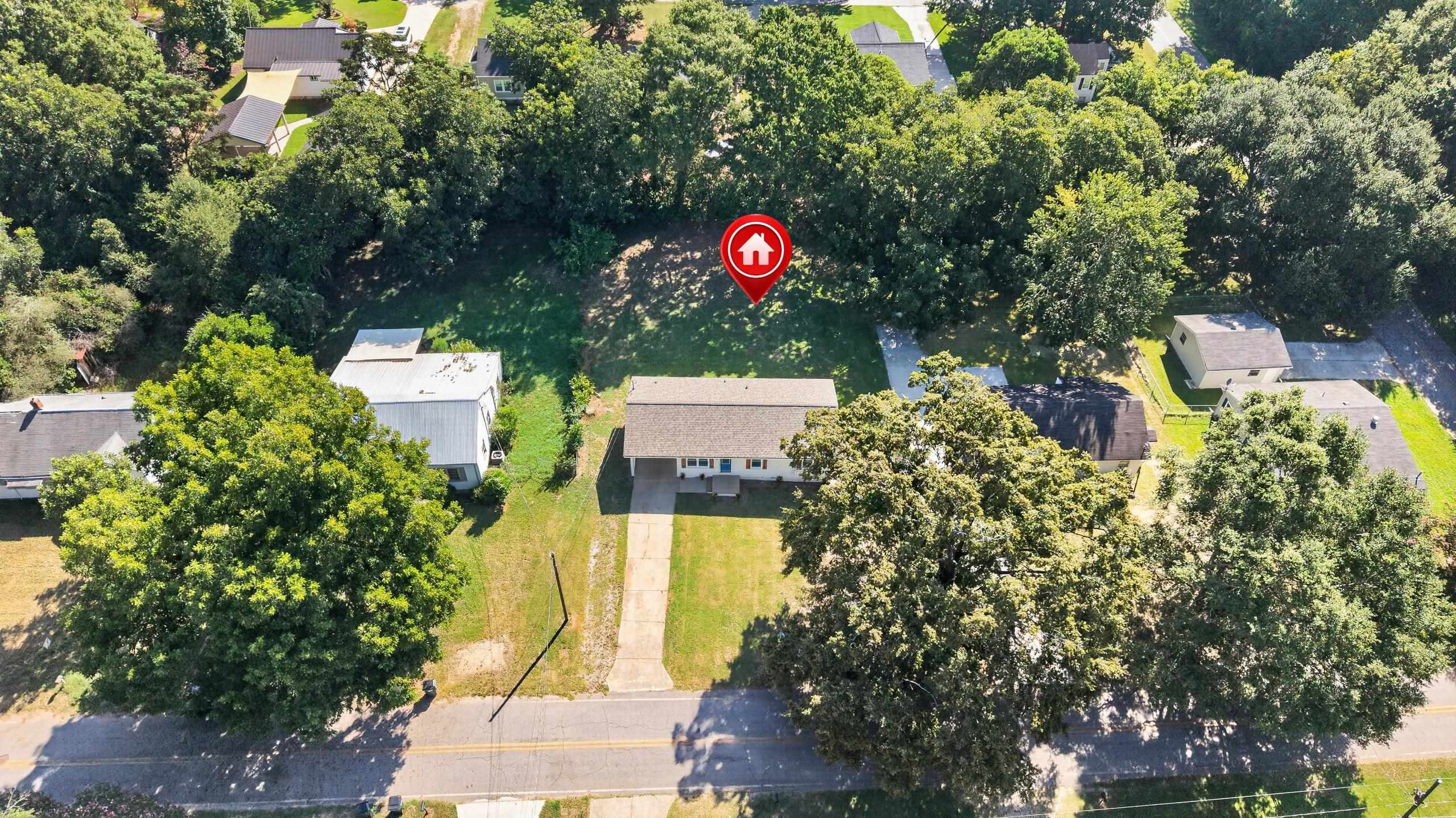 1015 Highland Avenue Property Photo 2