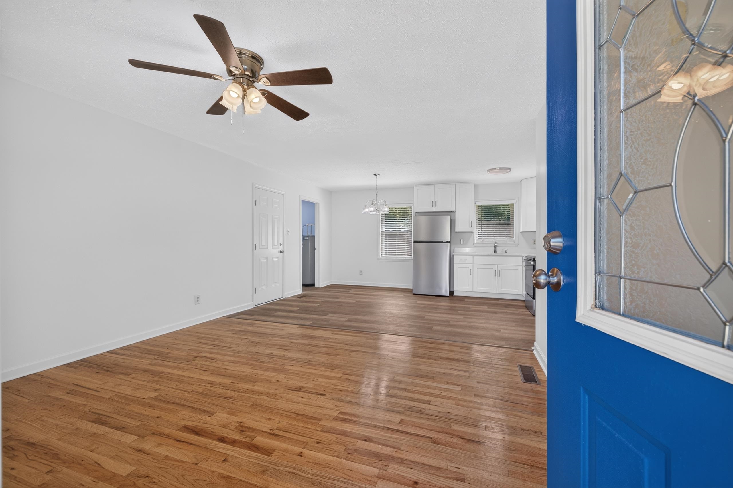 1015 Highland Avenue Property Photo 4