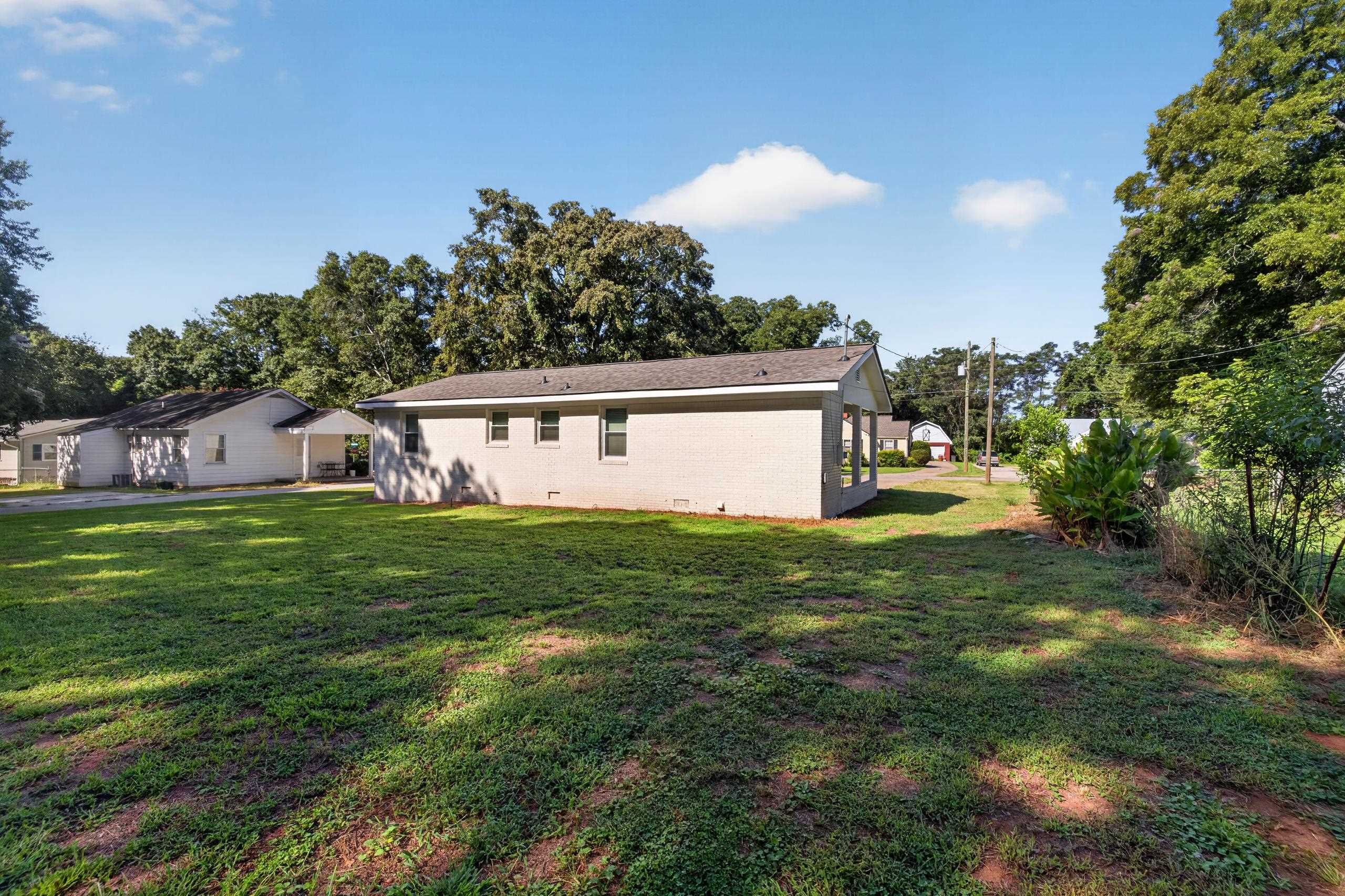 1015 Highland Avenue Property Photo 27