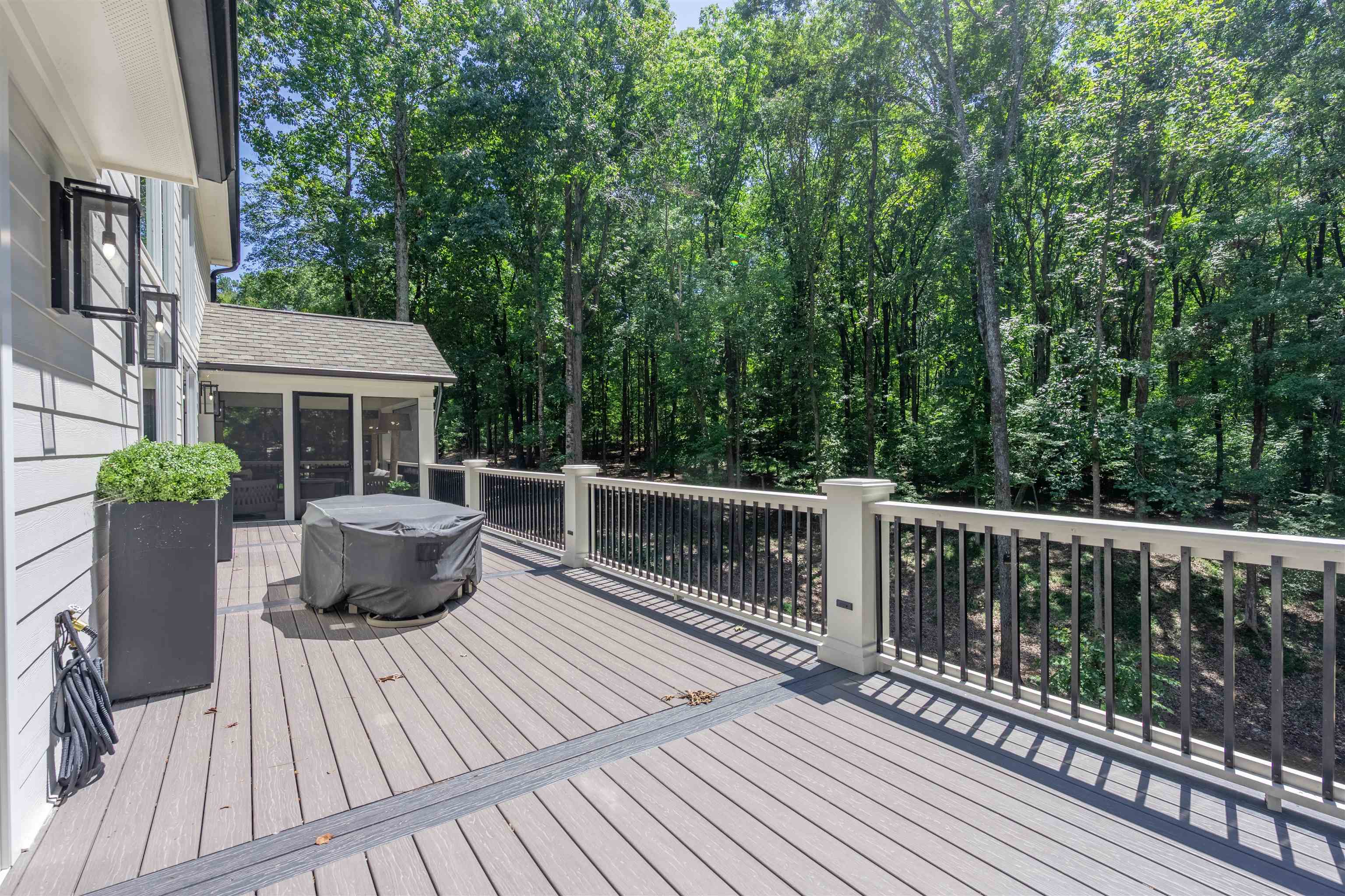 105 Westview Way Property Photo 37