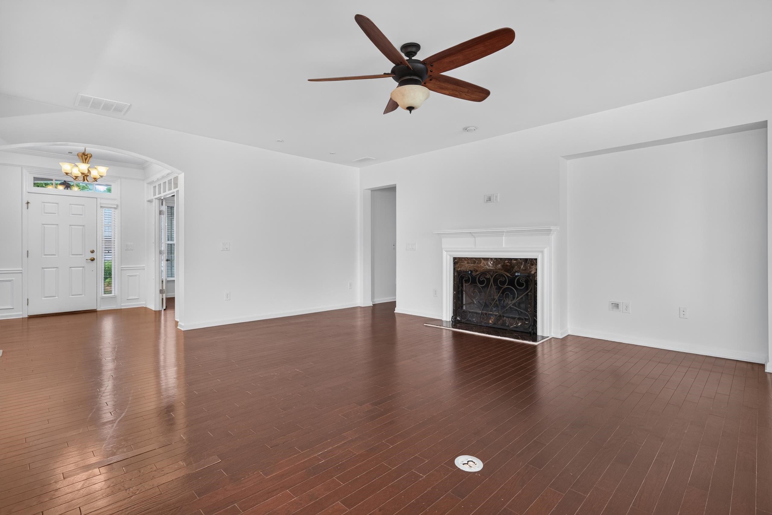 1031 Dockside Place Property Photo 14