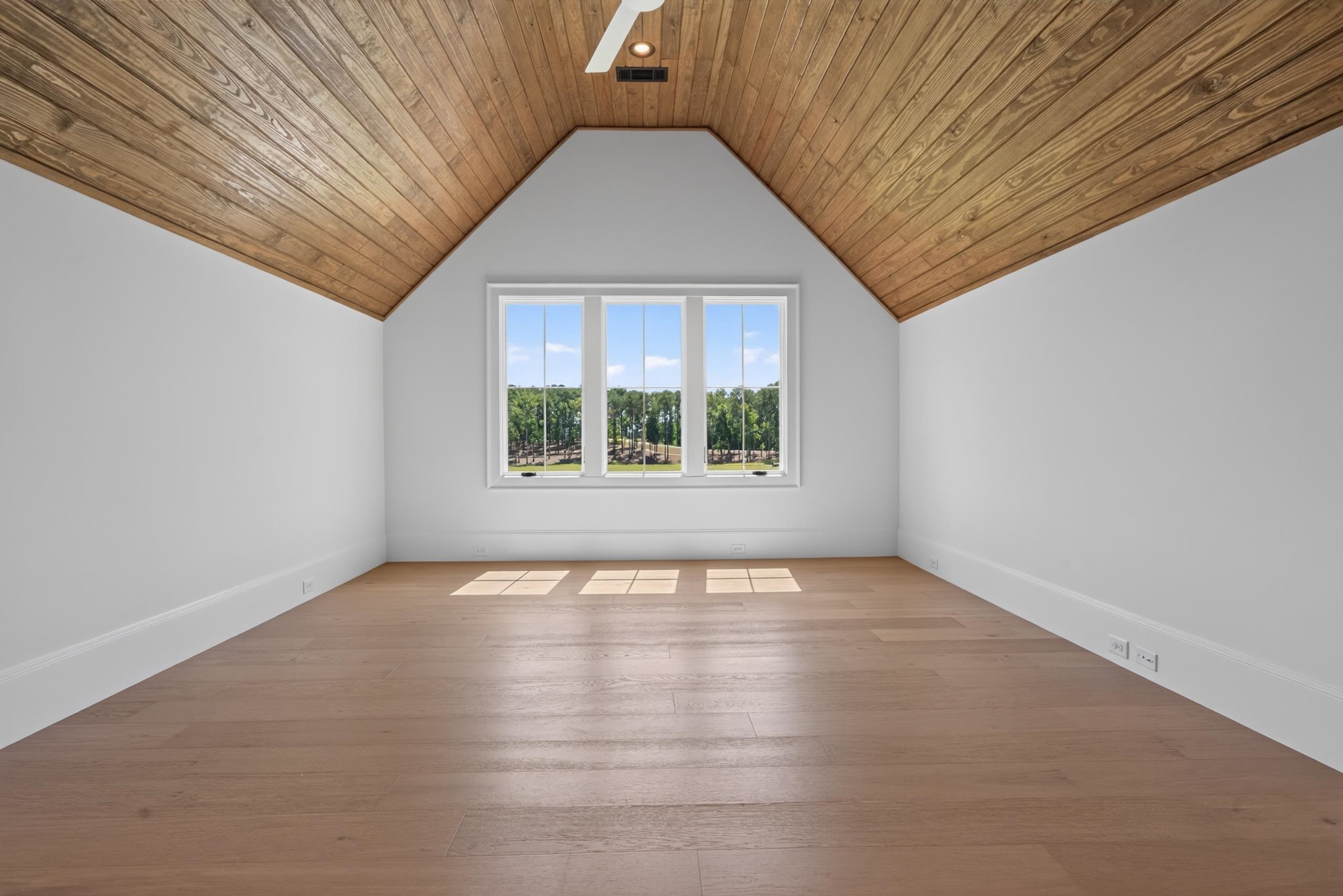 1110 Pond Crest Lane Property Photo 54