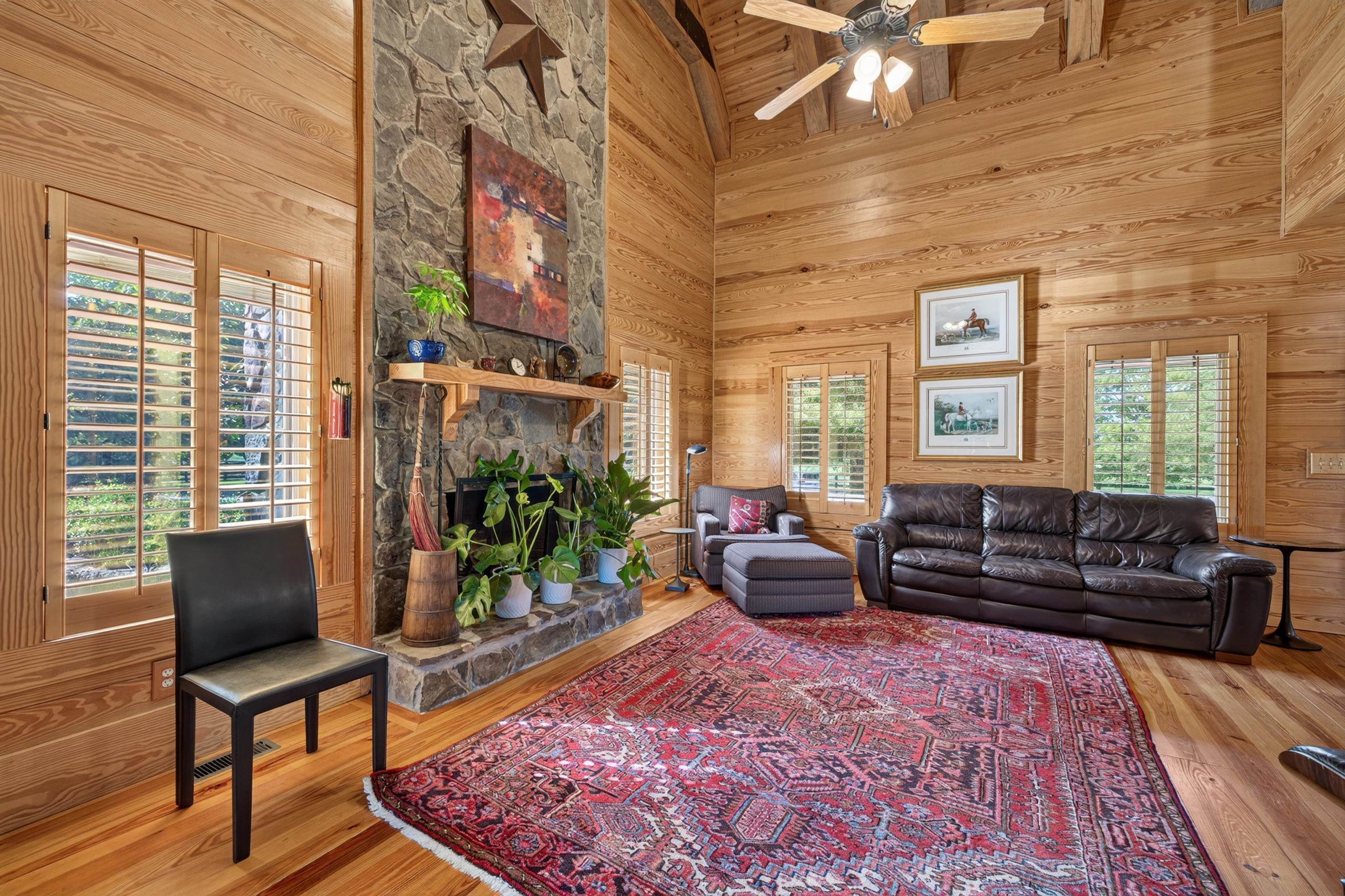 5231 Sandy Creek Road Property Photo 6