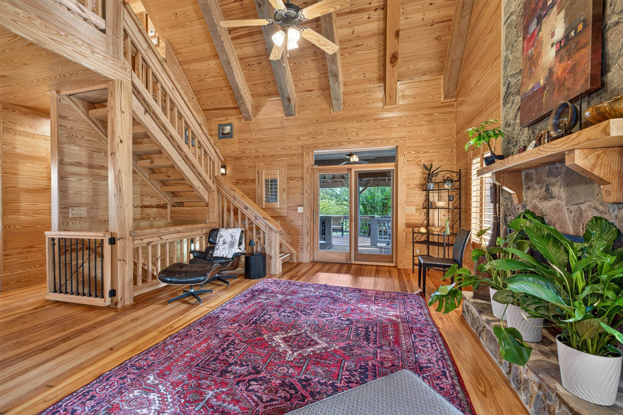 5231 Sandy Creek Road Property Photo 7