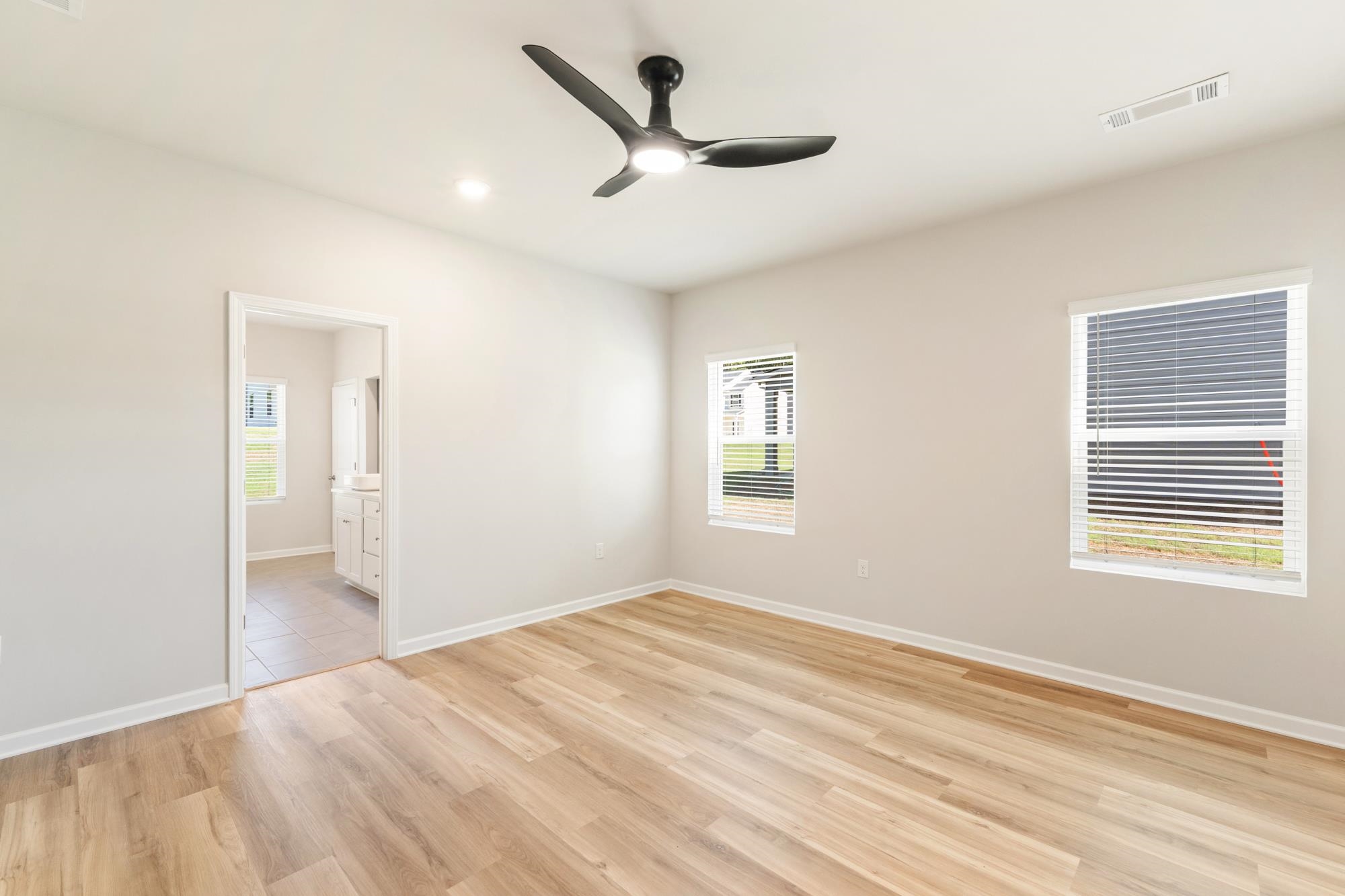 1149 Homer Way Property Photo 11