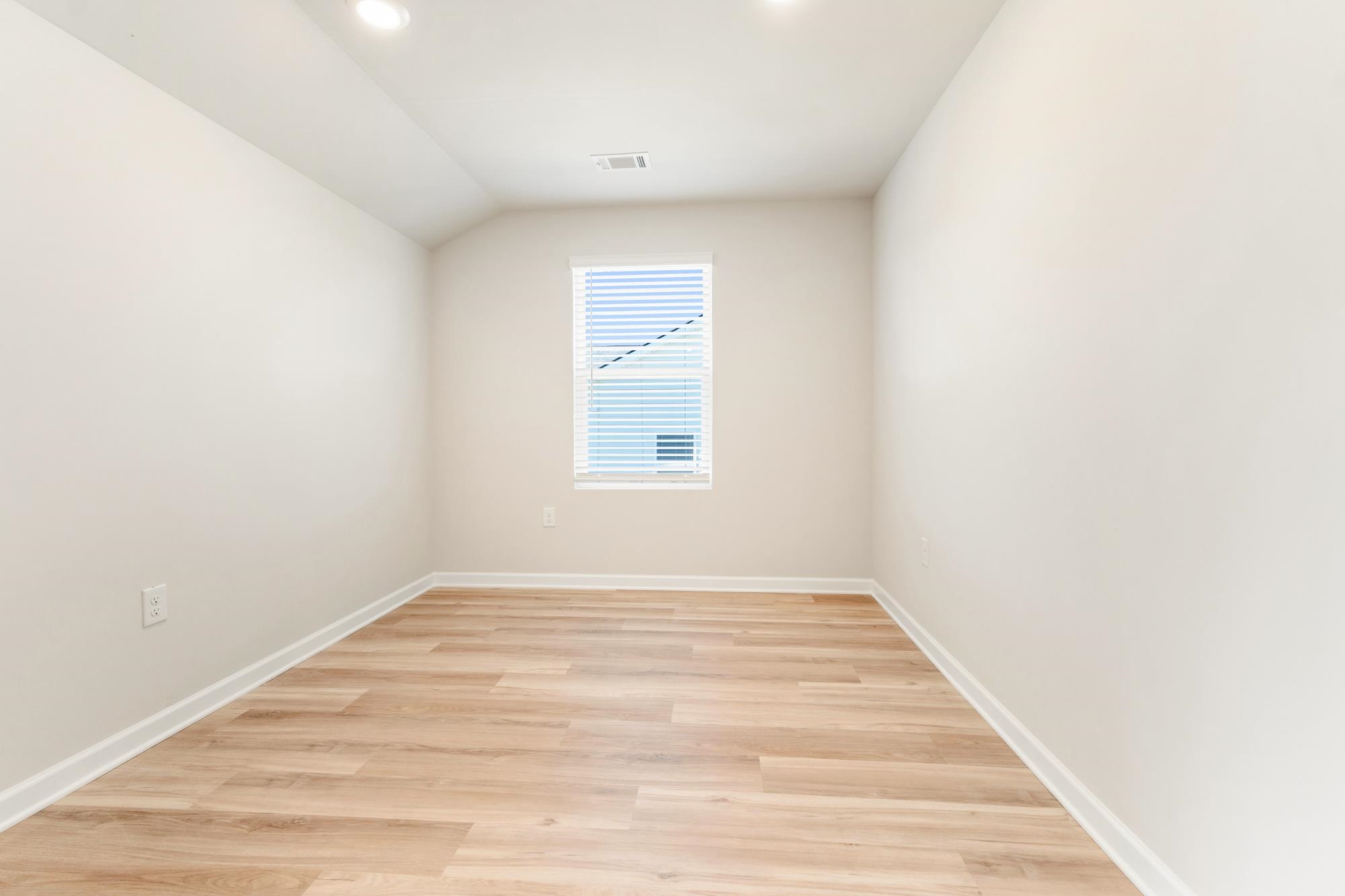 1149 Homer Way Property Photo 16