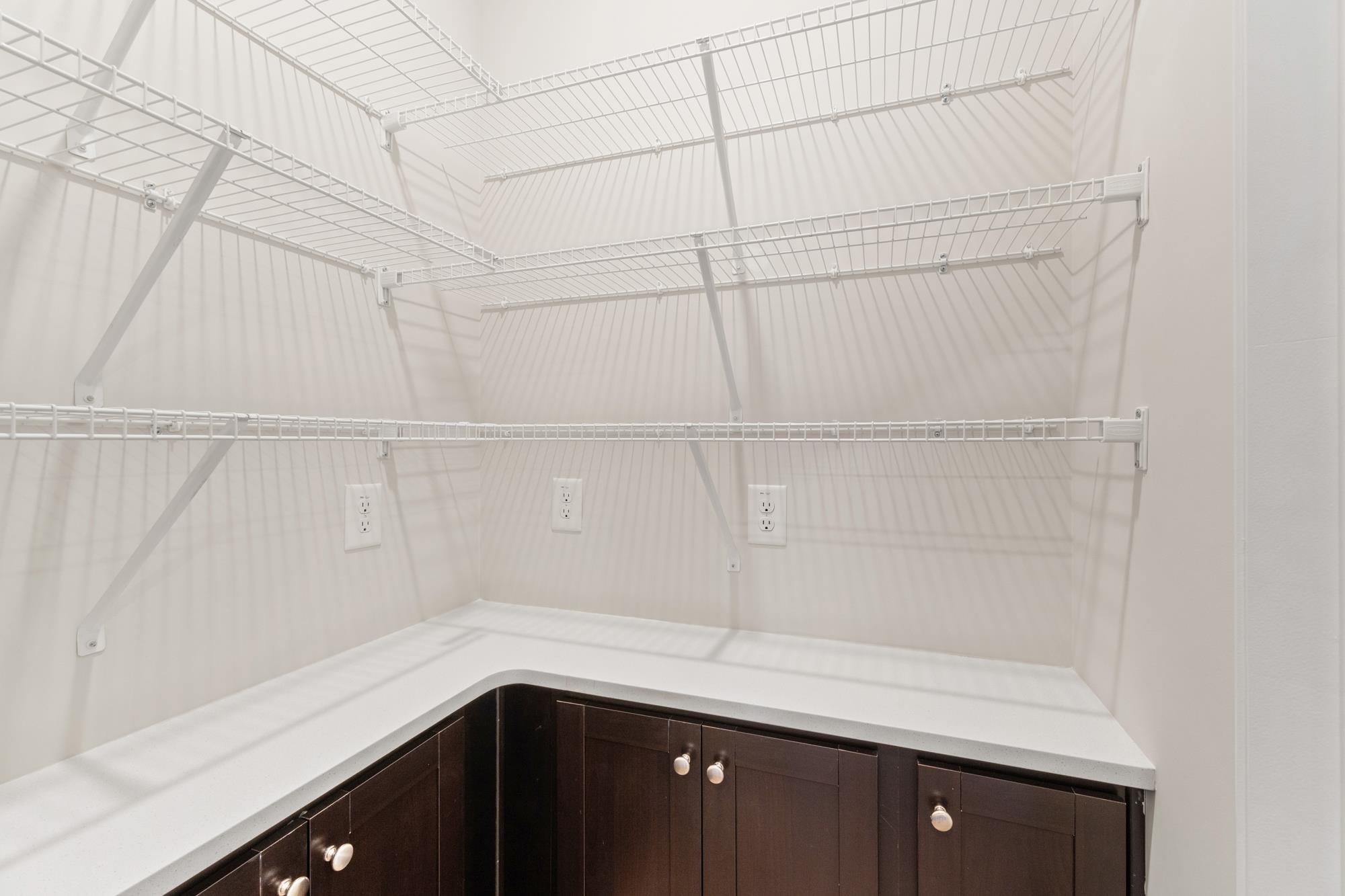 1112 Dickens Road Property Photo 7