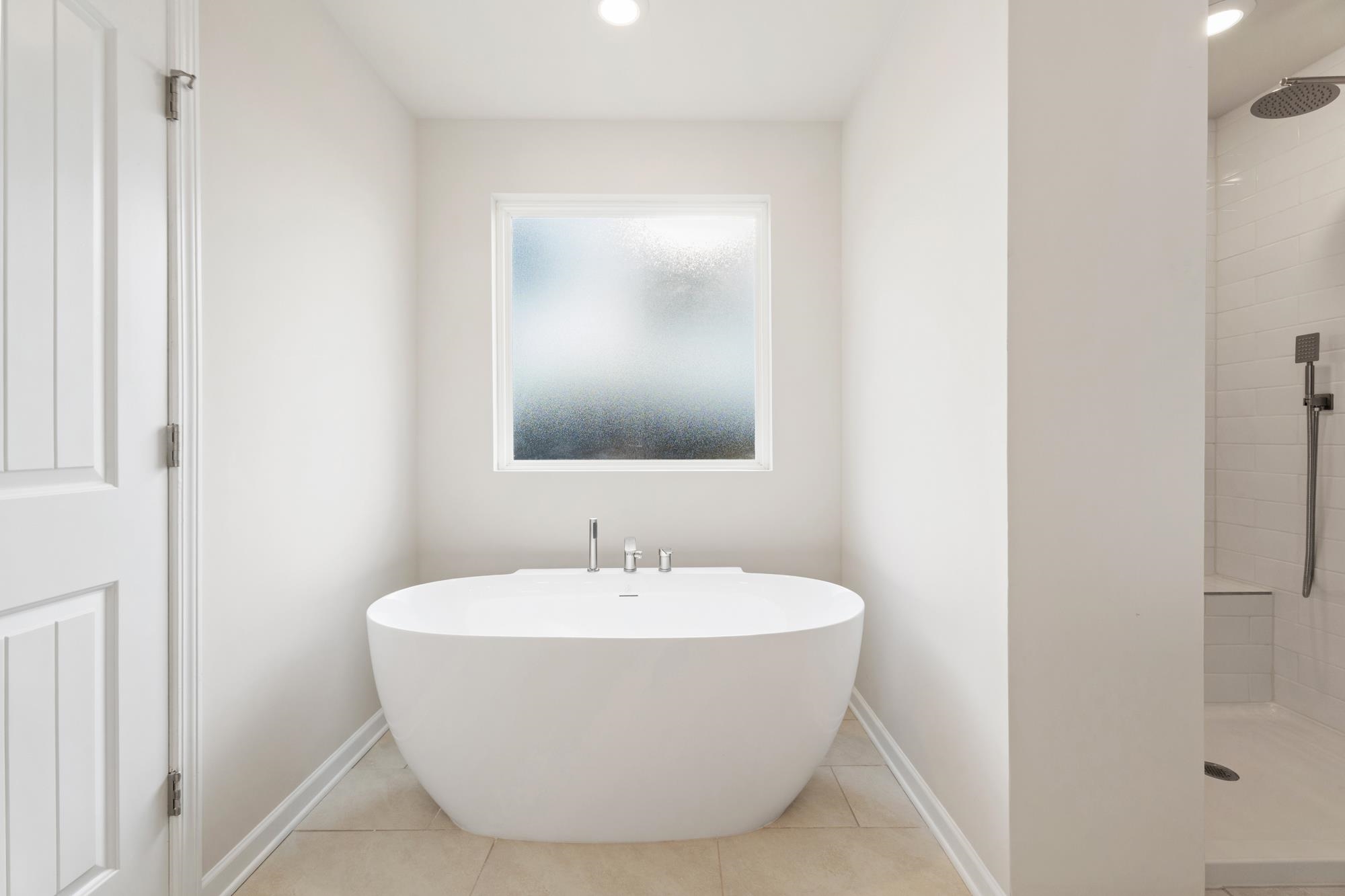 1112 Dickens Road Property Photo 12