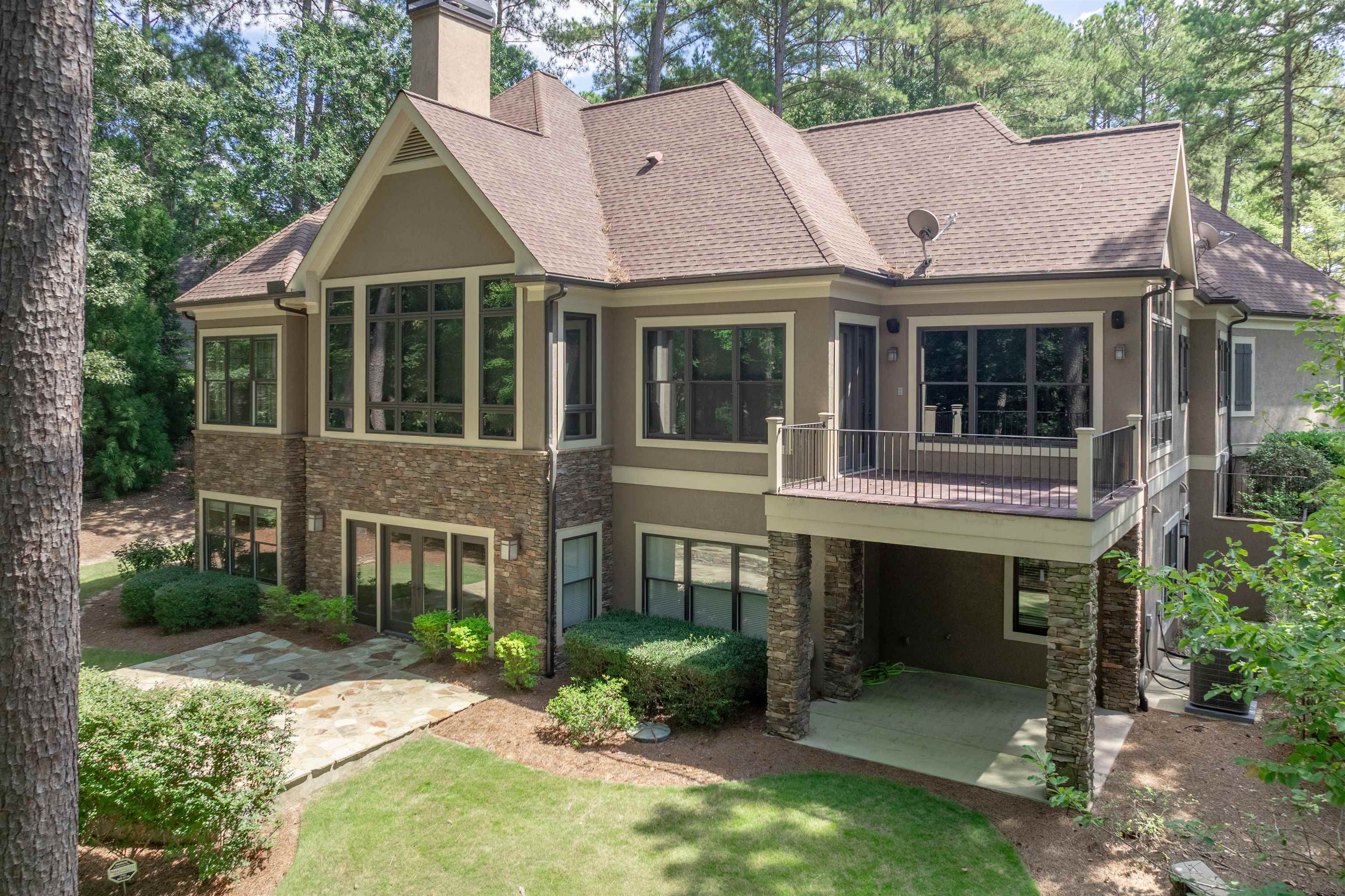 1100 Bachelors Run Property Photo 2