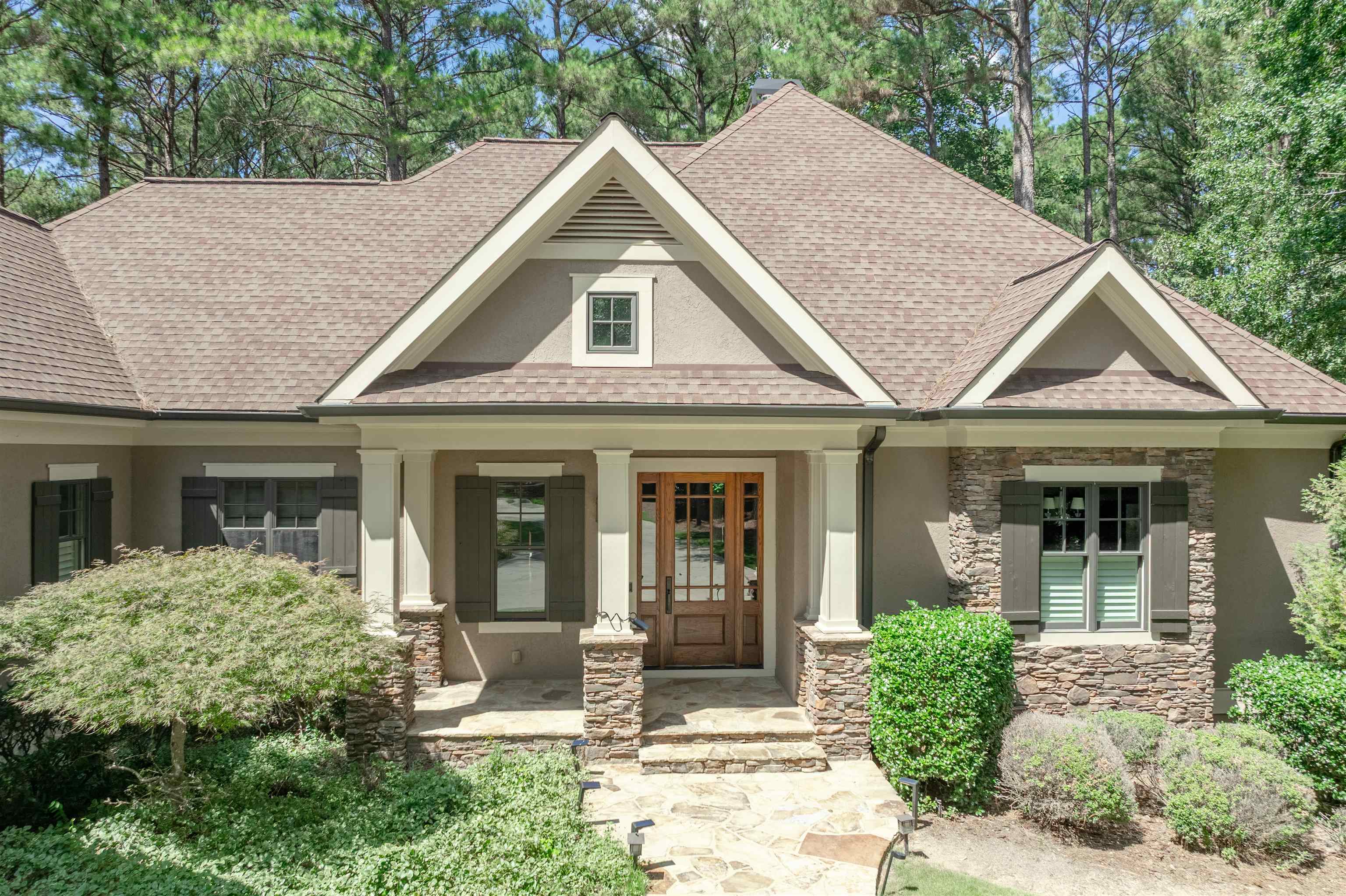 1100 Bachelors Run Property Photo 3